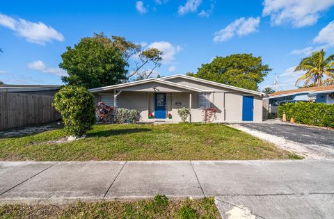 A home in Deerfield Beach