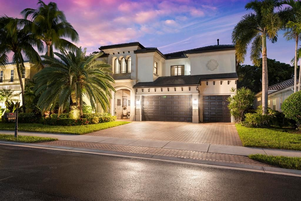 Photo of 5127 Isabella Drive, Palm Beach Gardens, FL 33418 (MLS # R10847837)