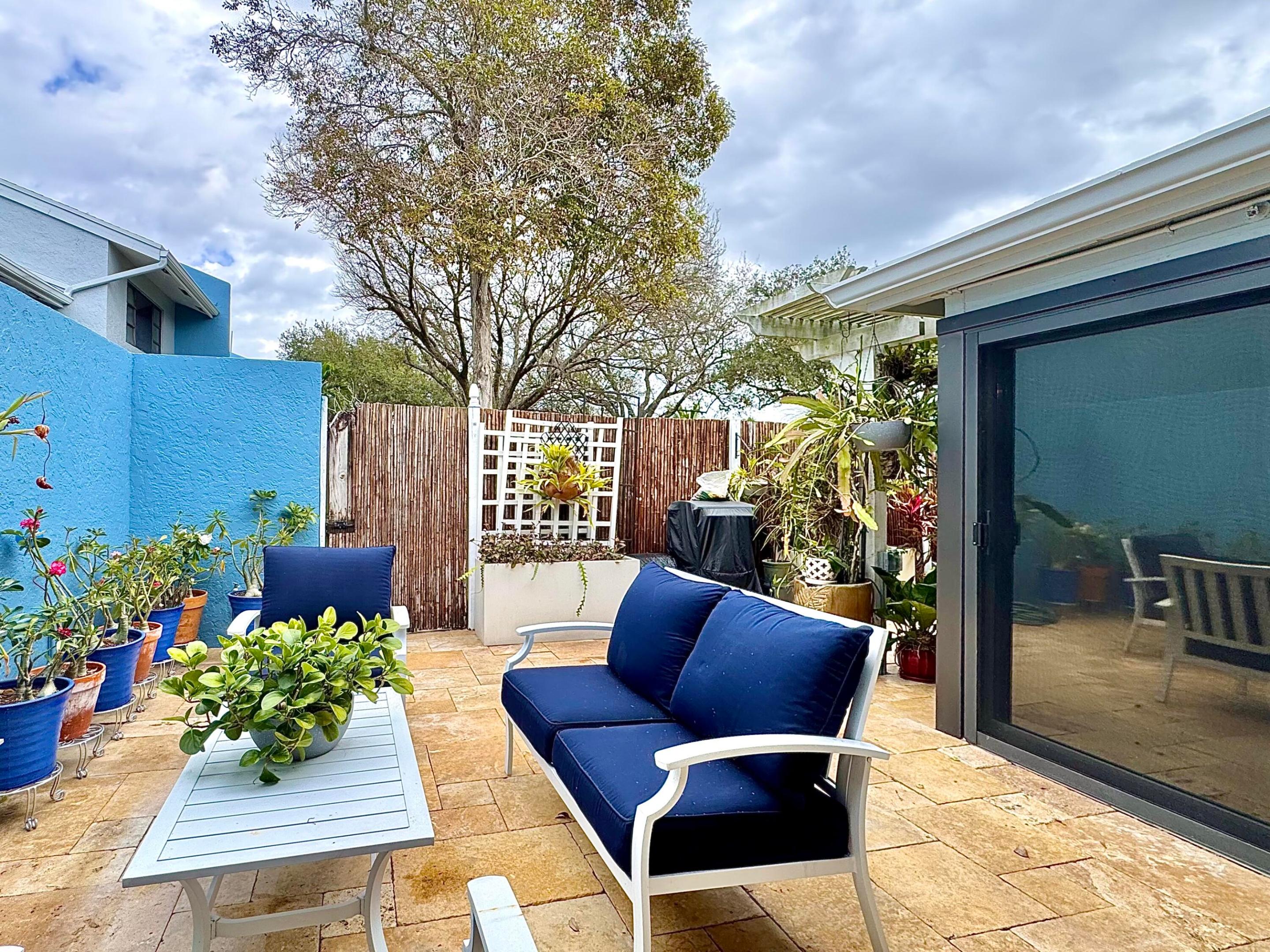 LOFTS OF OAKLAND - Residential