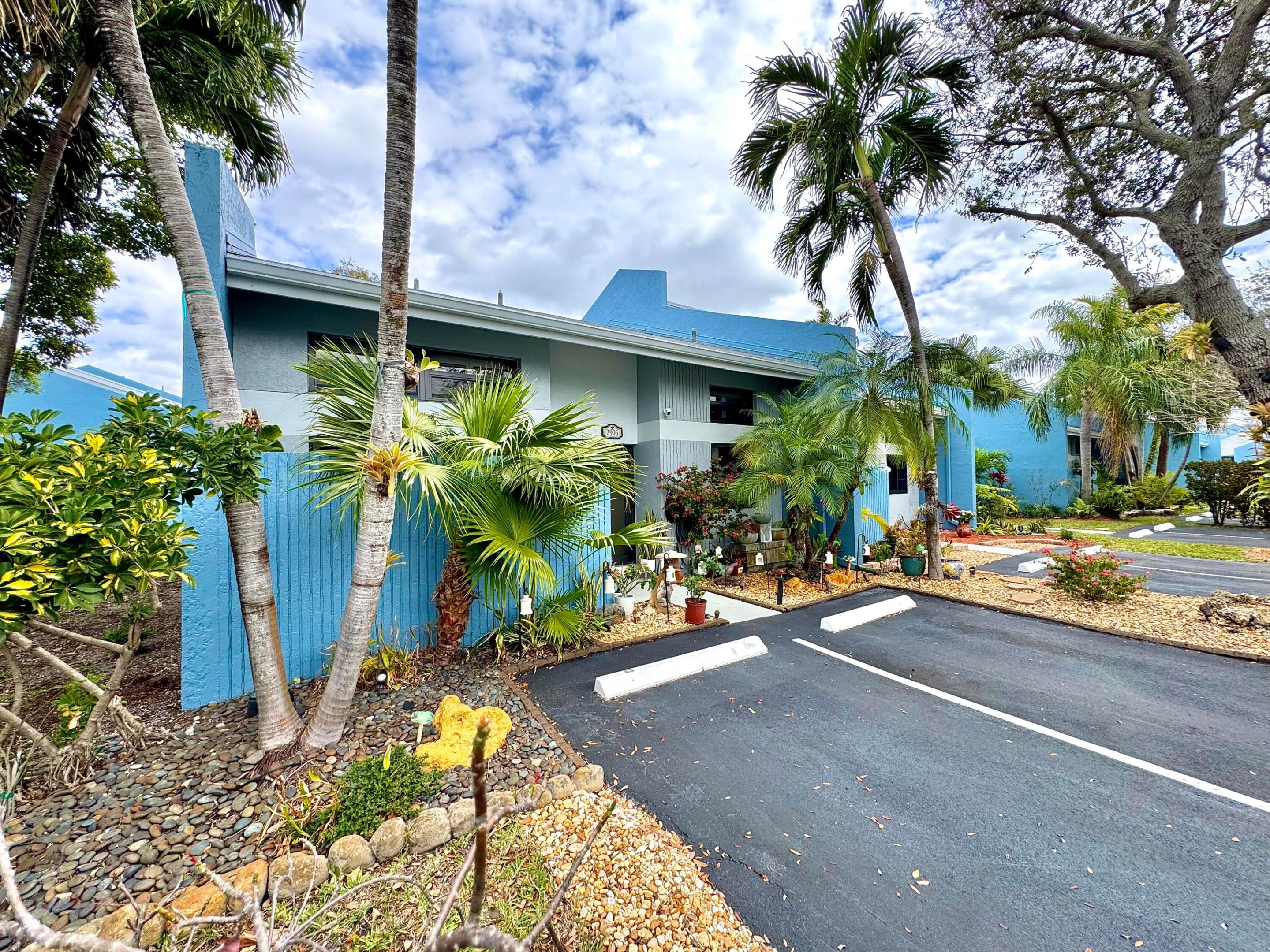 LOFTS OF OAKLAND - Residential