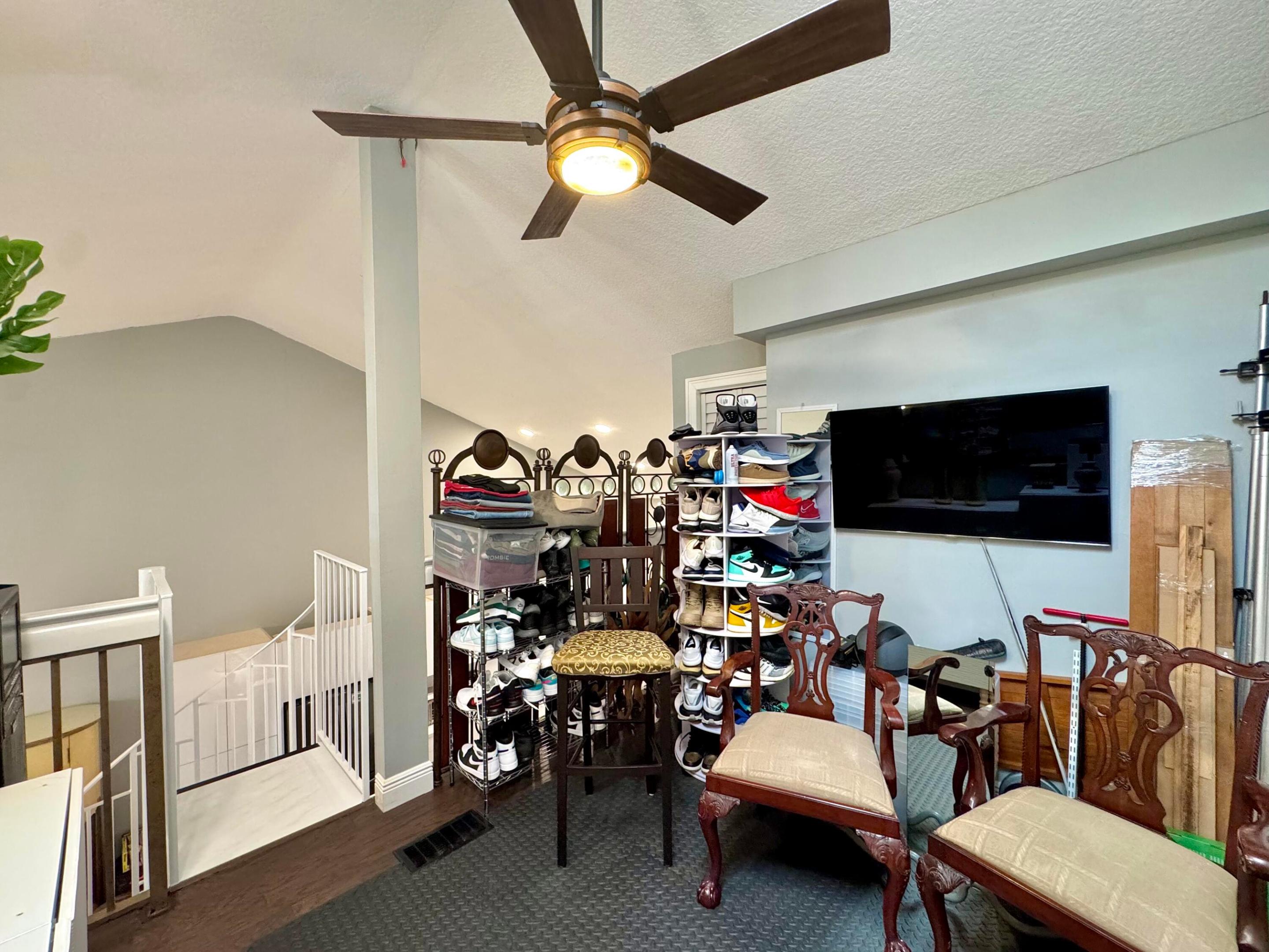 LOFTS OF OAKLAND - Residential