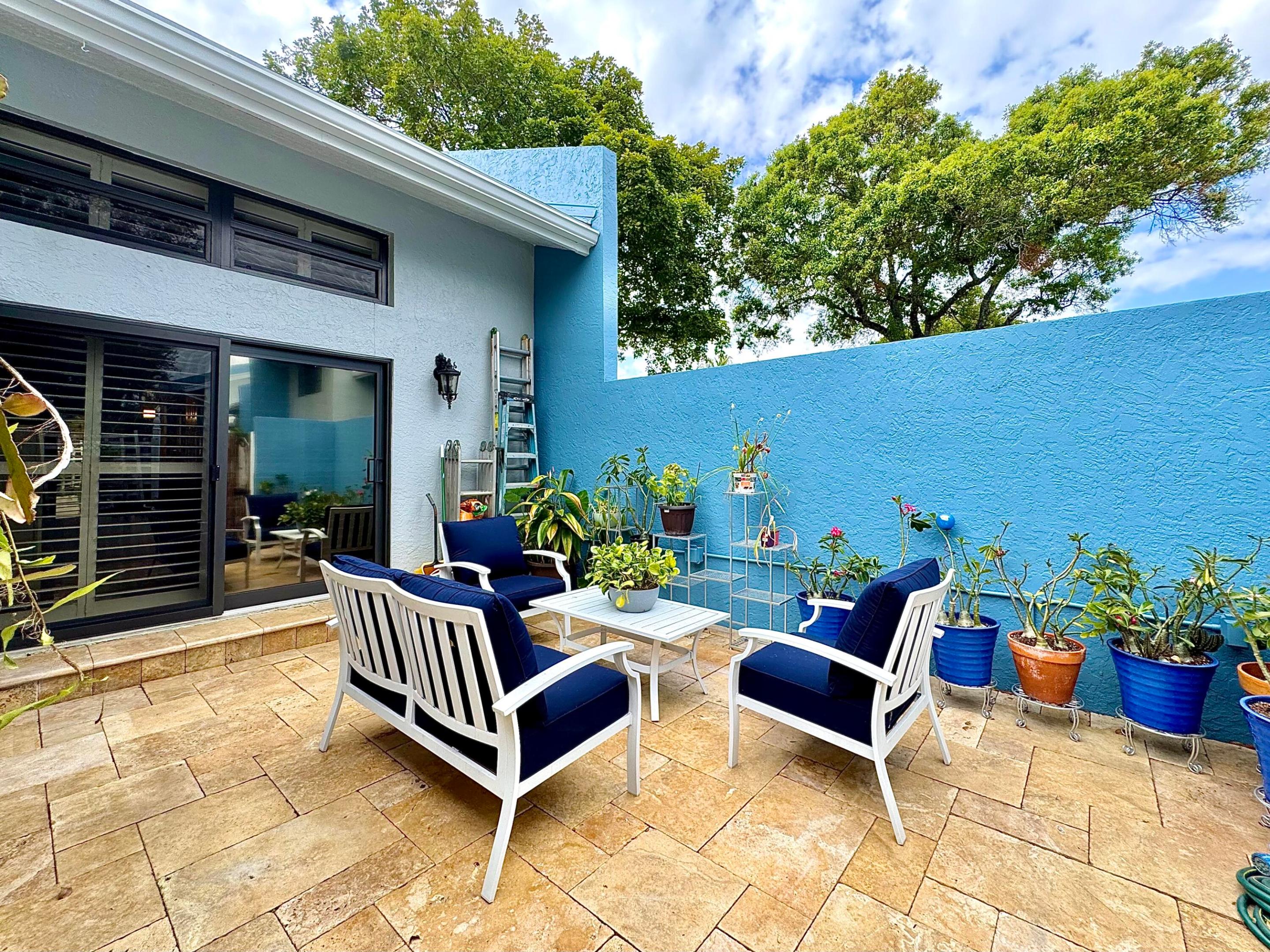 LOFTS OF OAKLAND - Residential