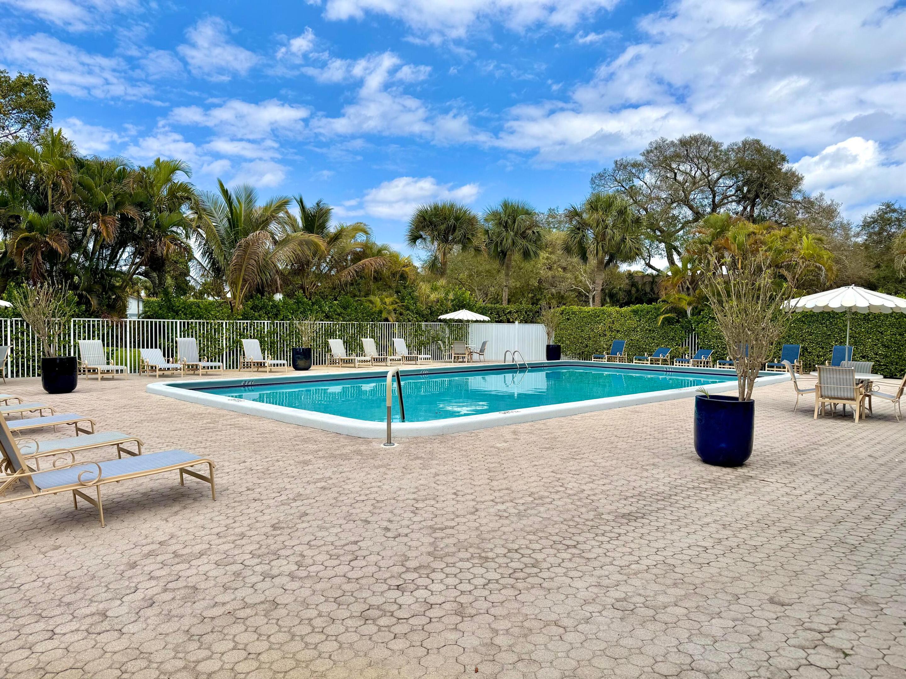 LOFTS OF OAKLAND - Residential