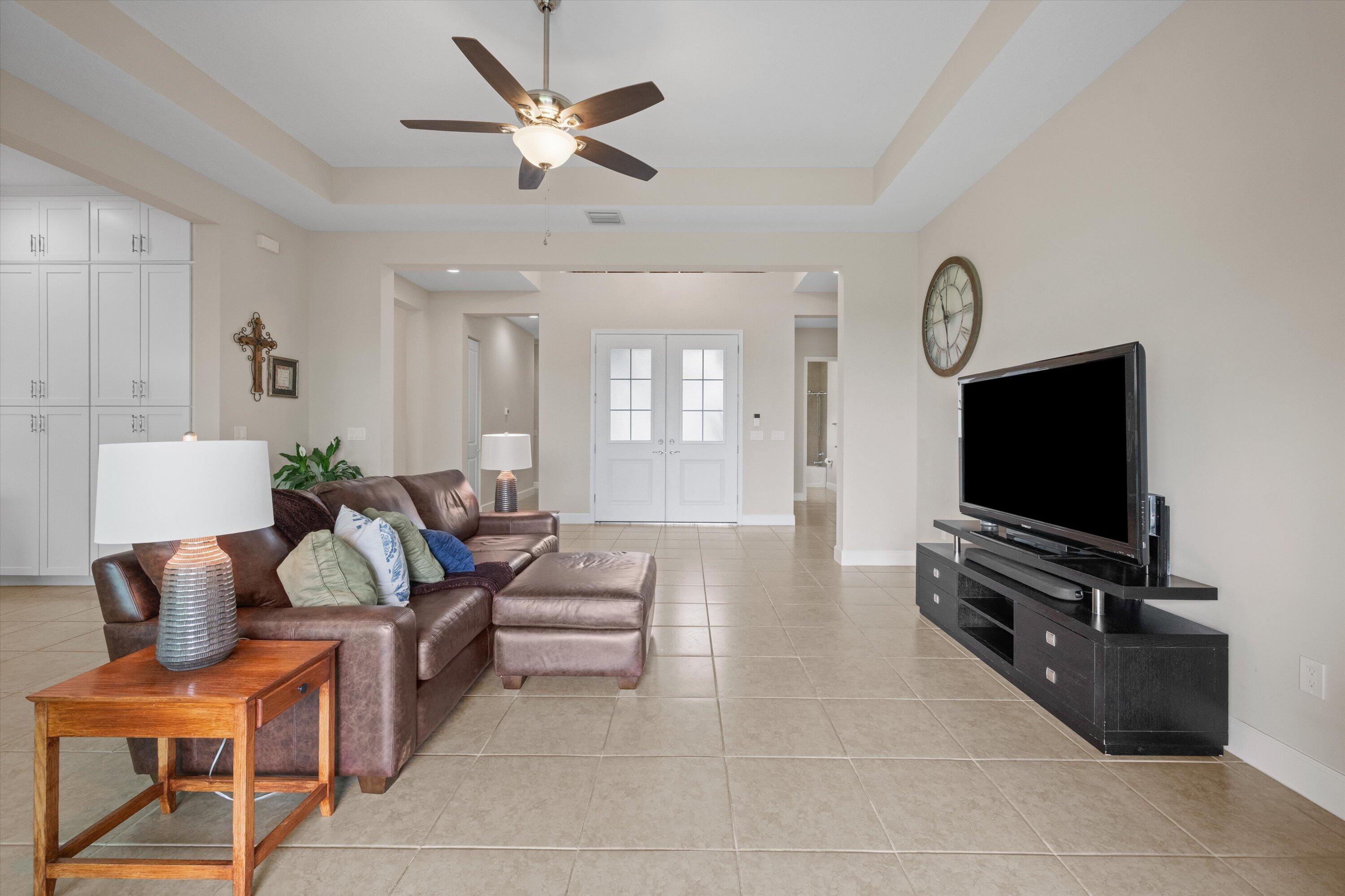 MEADOWS OF WESTLAKE - Residential