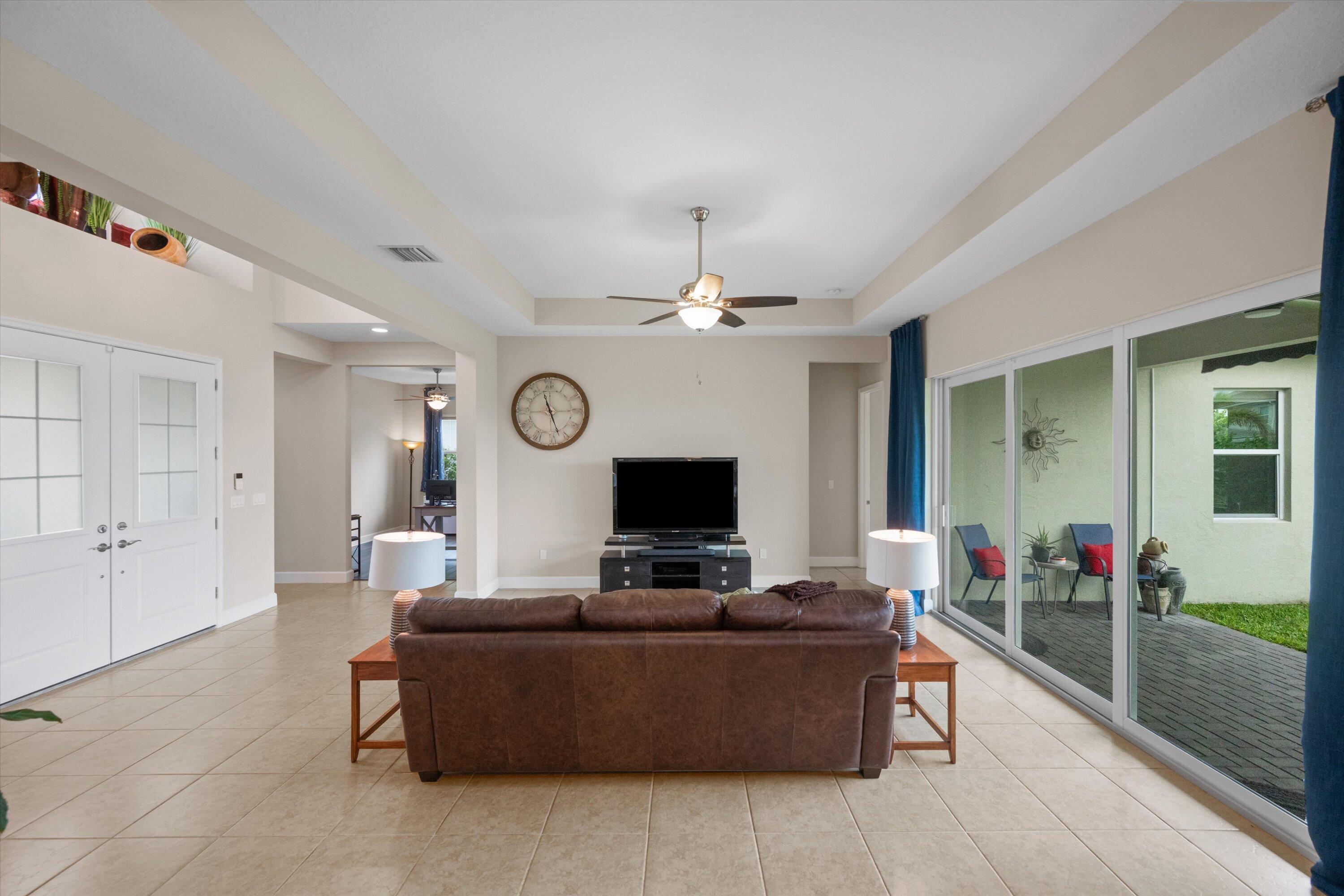MEADOWS OF WESTLAKE - Residential