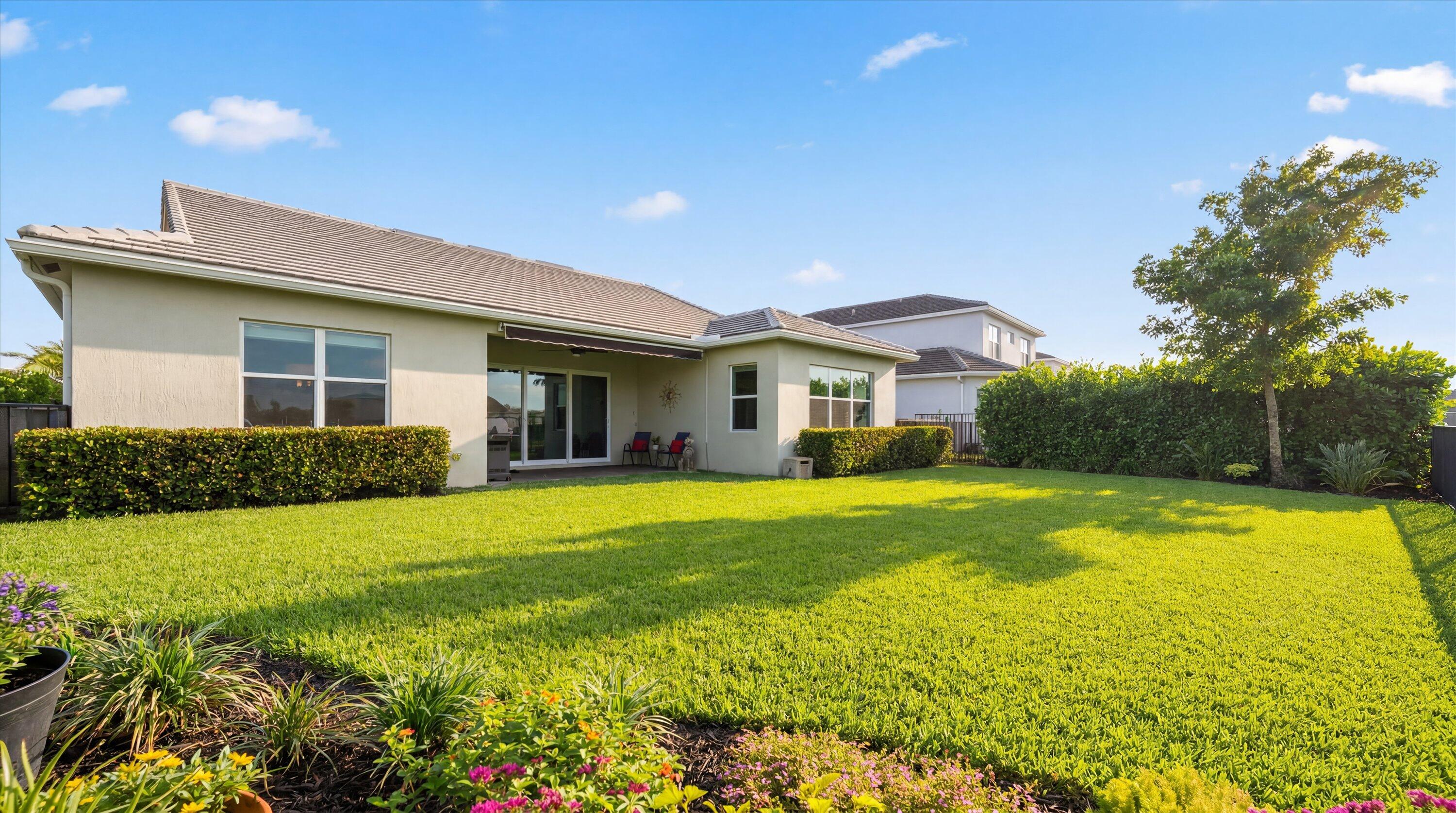 MEADOWS OF WESTLAKE - Residential