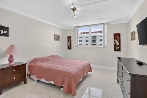 Tiny photo for 1701 S OCEAN Drive #902, Hollywood, FL 33019 (MLS # B26075478)