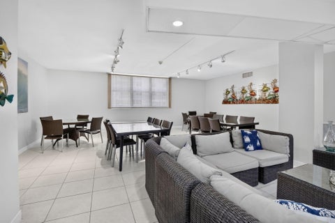 Tiny photo for 1701 S OCEAN Drive #902, Hollywood, FL 33019 (MLS # B26075478)