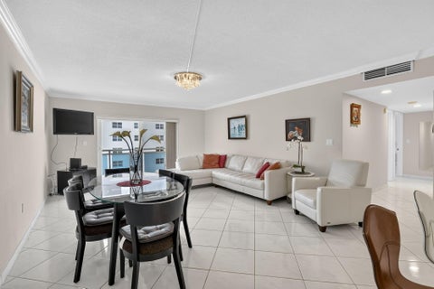 Tiny photo for 1701 S OCEAN Drive #902, Hollywood, FL 33019 (MLS # B26075478)