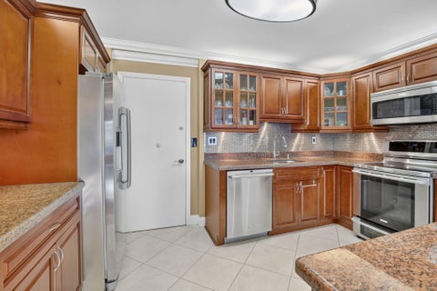 Tiny photo for 1701 S OCEAN Drive #902, Hollywood, FL 33019 (MLS # B26075478)