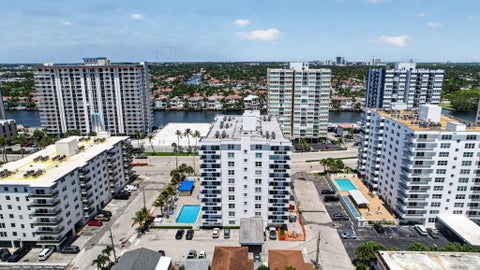 Tiny photo for 1701 S OCEAN Drive #902, Hollywood, FL 33019 (MLS # B26075478)