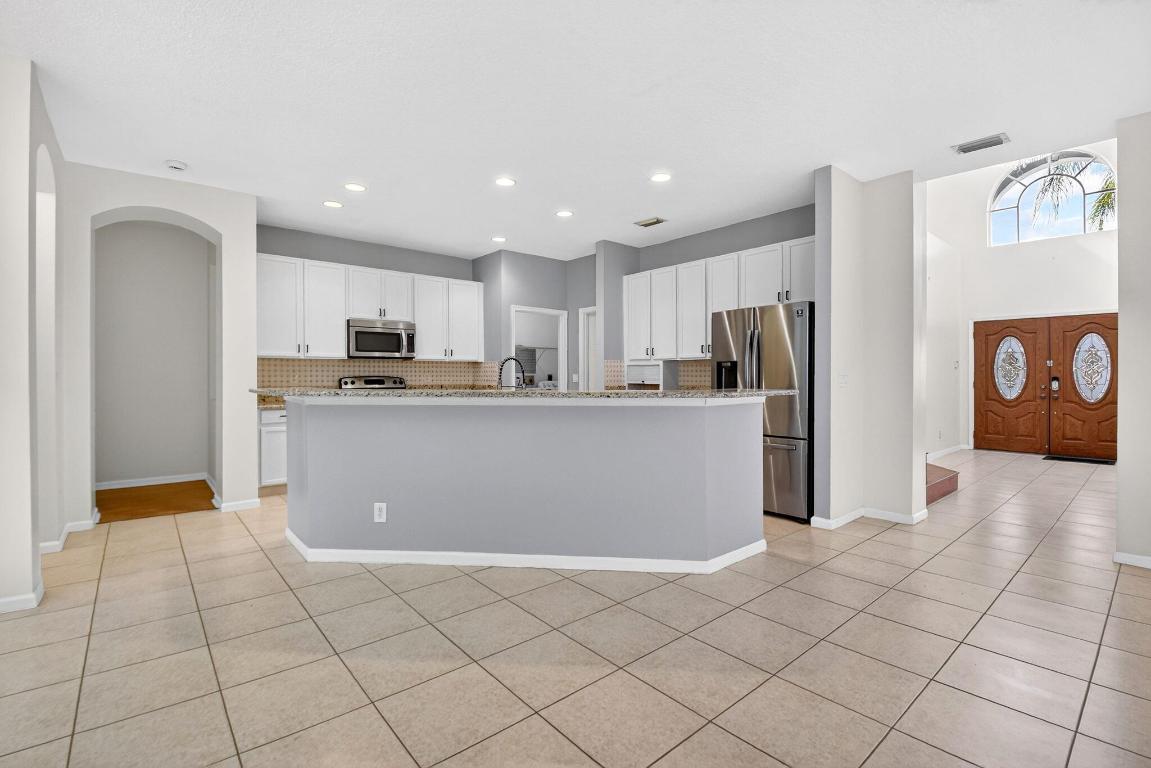 STONEHAVEN - Residential Lease