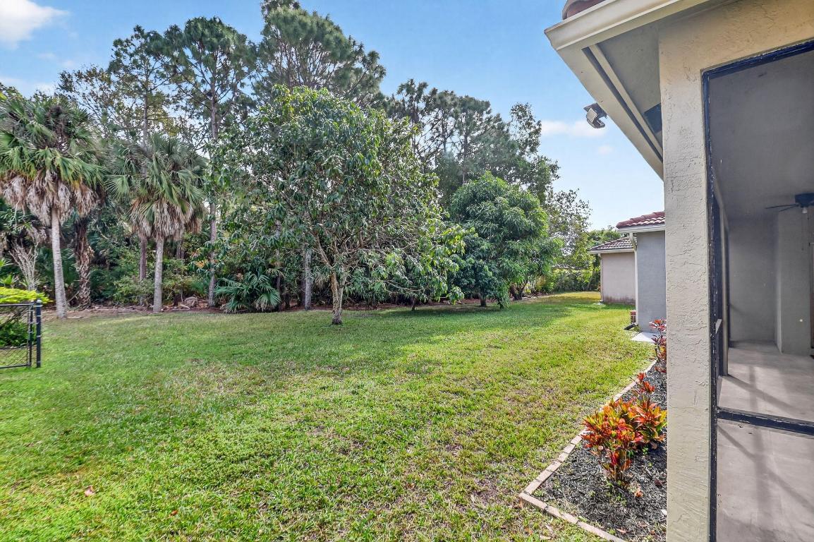 STONEHAVEN - Residential Lease