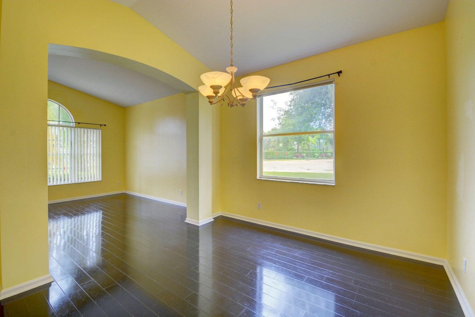 1282 Pebble Ridge Lane