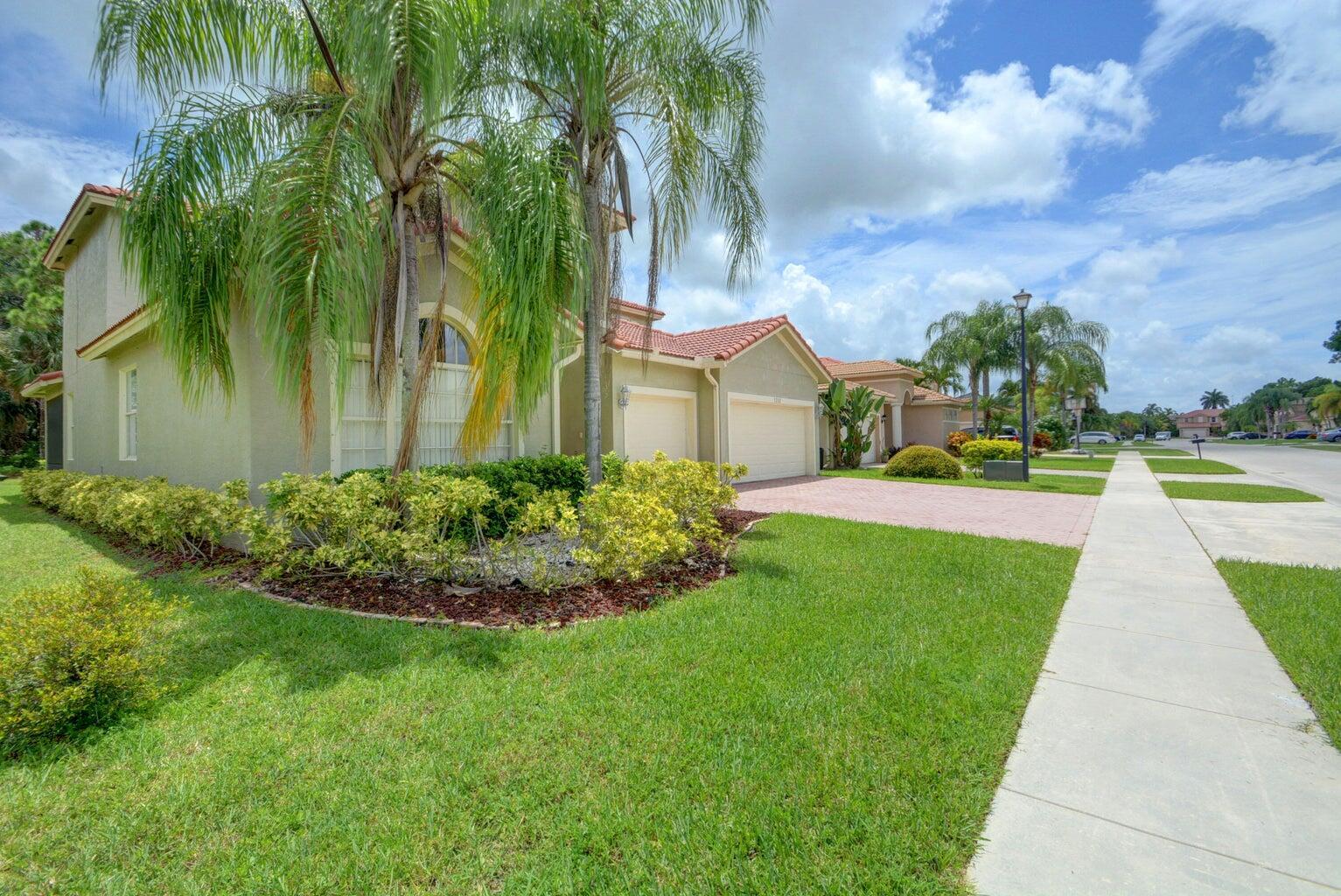 1282 Pebble Ridge Lane