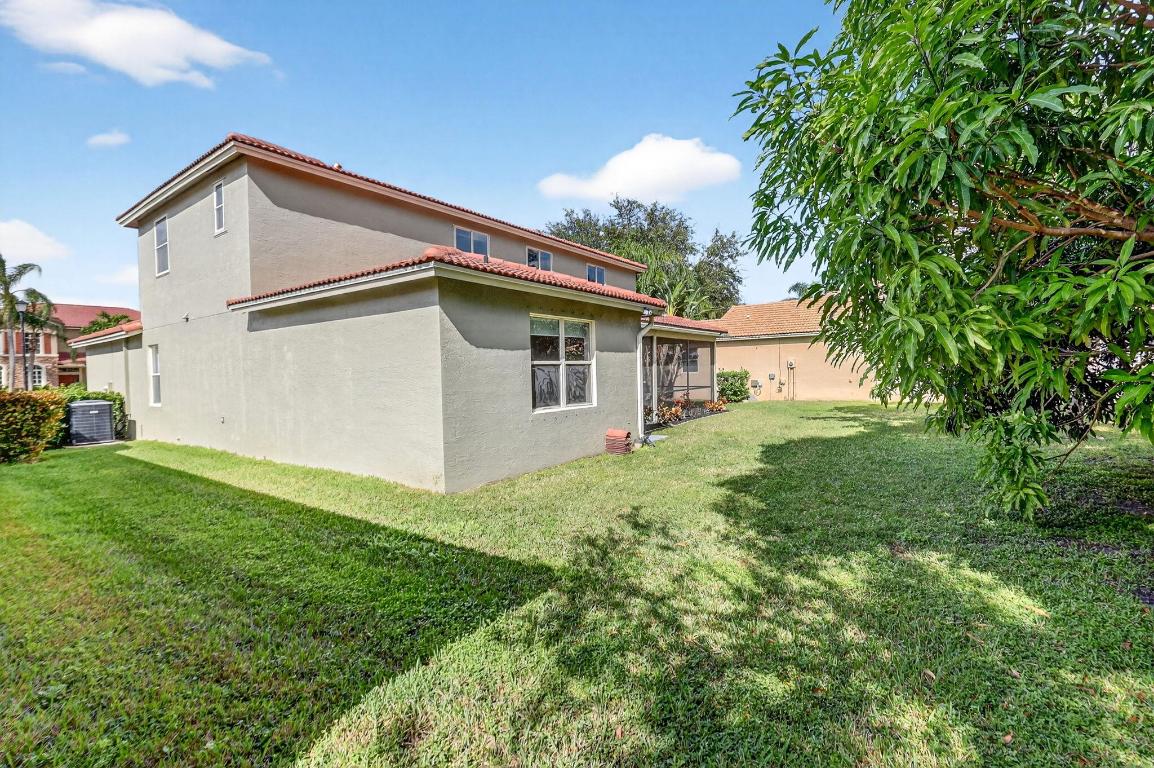 STONEHAVEN - Residential Lease