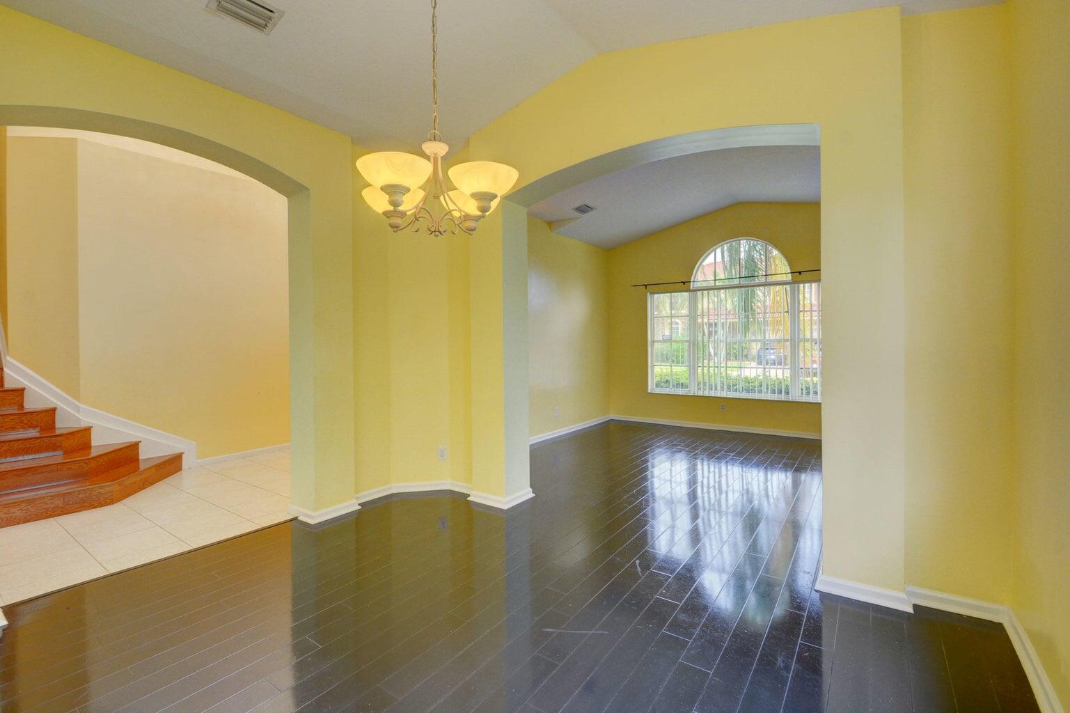 1282 Pebble Ridge Lane