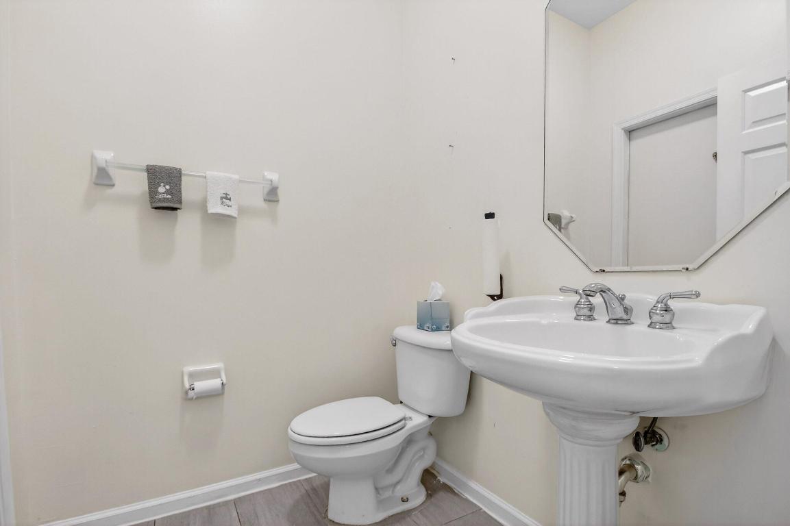 STONEHAVEN - Residential Lease