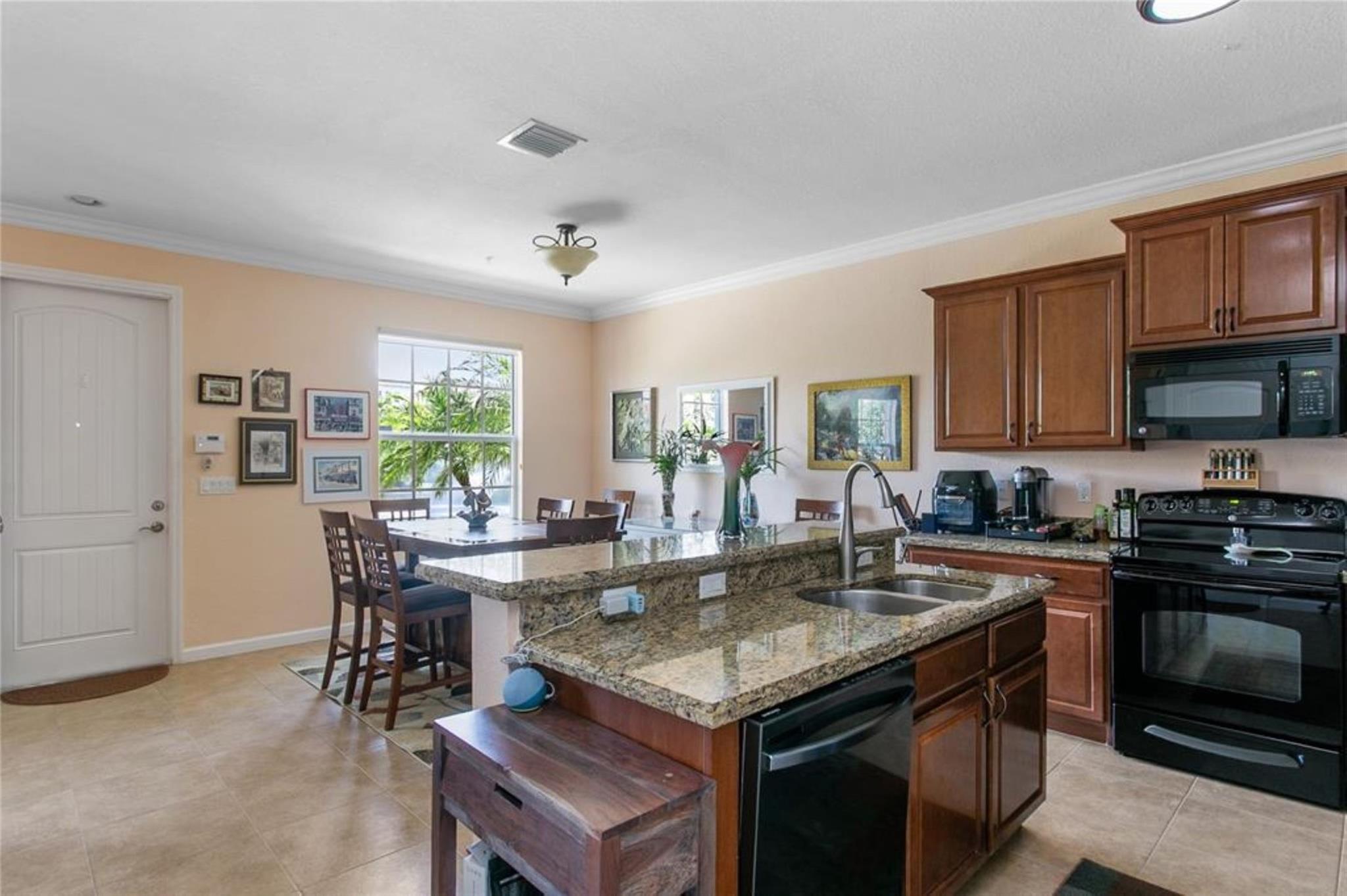255 SW 7th Street