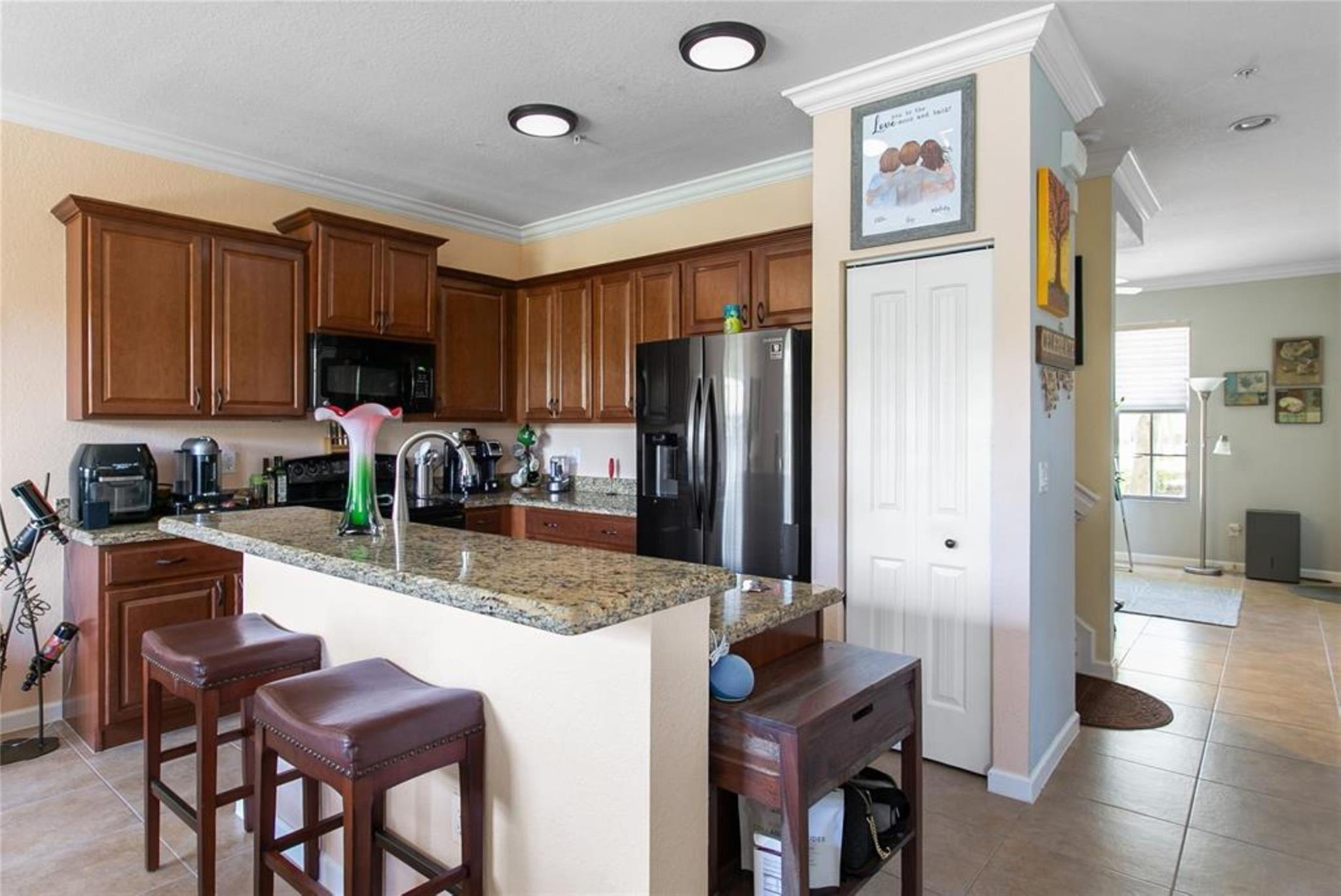 255 SW 7th Street