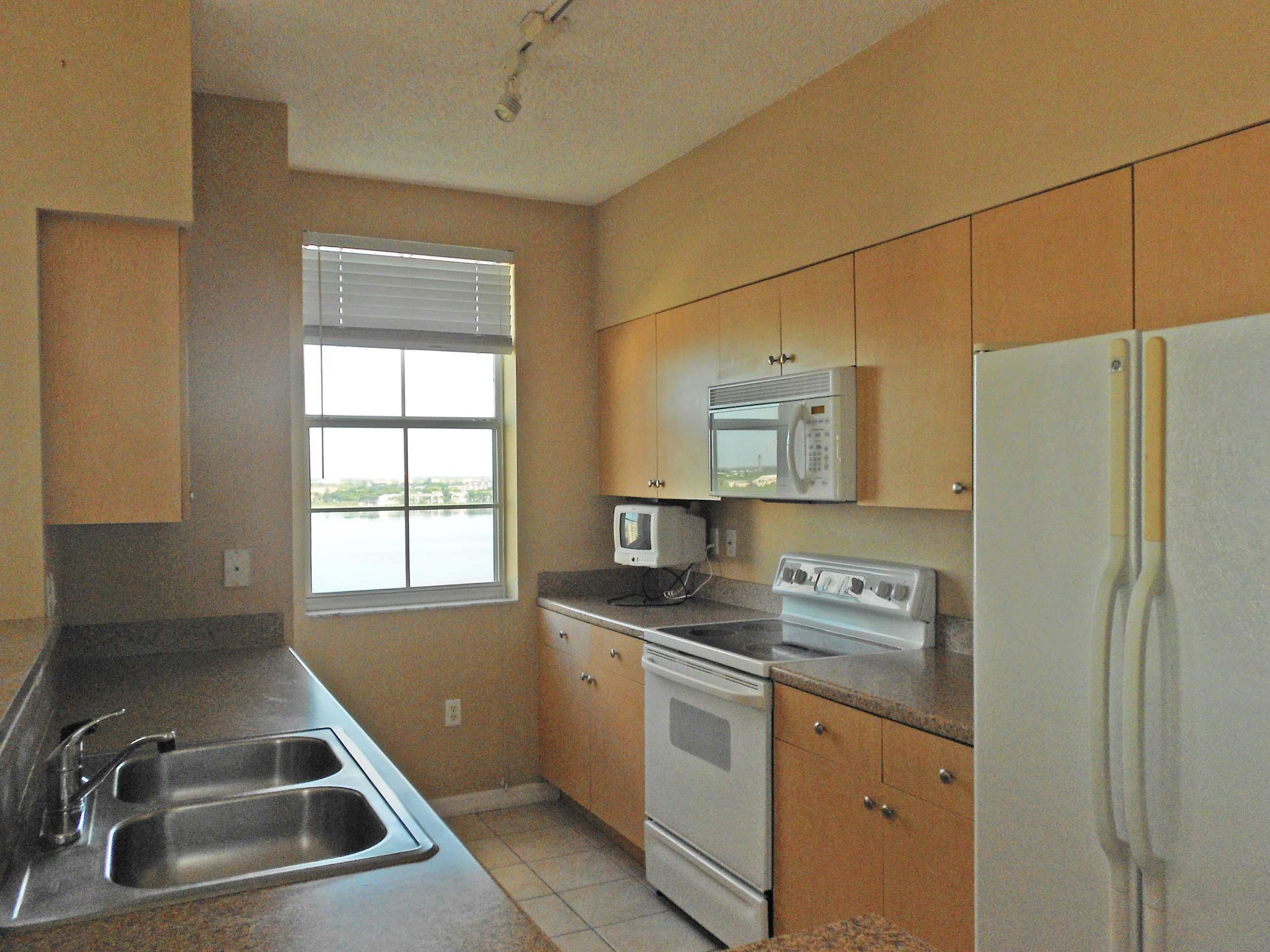 Montecito Palm Beach - Residential Lease