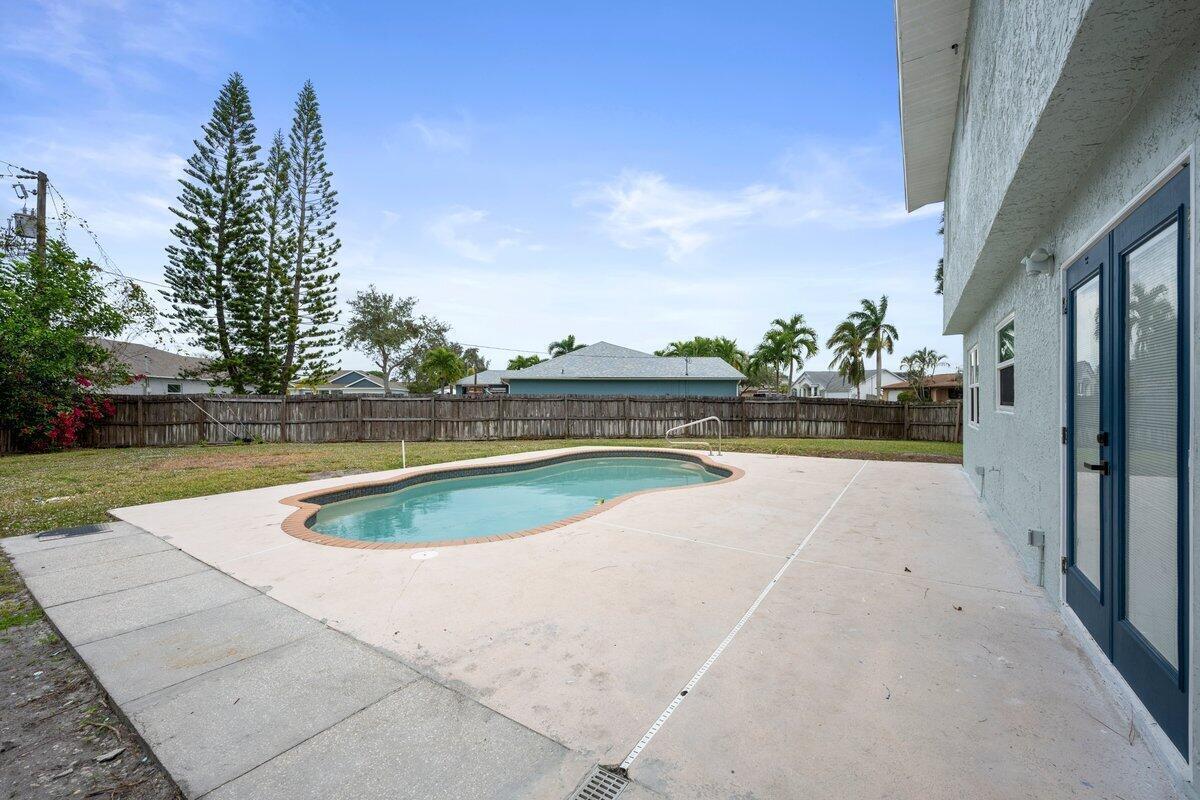 PORT ST LUCIE SECTION 13 - Residential Lease
