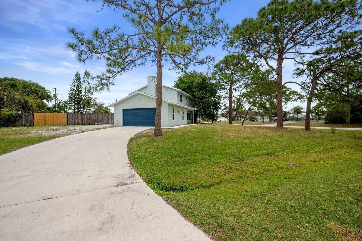 PORT ST LUCIE SECTION 13 - Residential Lease