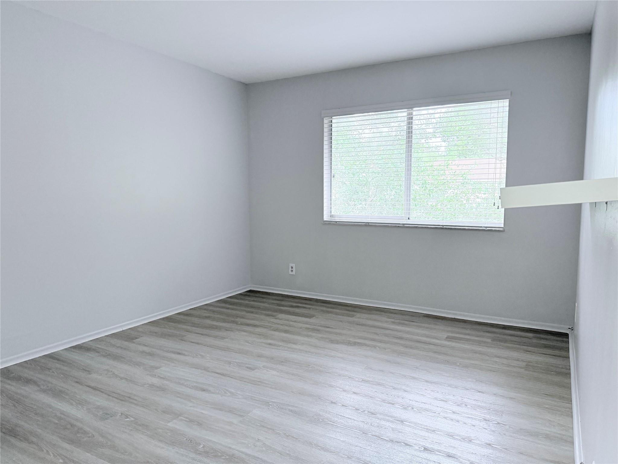 GARDENS NORTH FIVE CONDO - Residential Lease