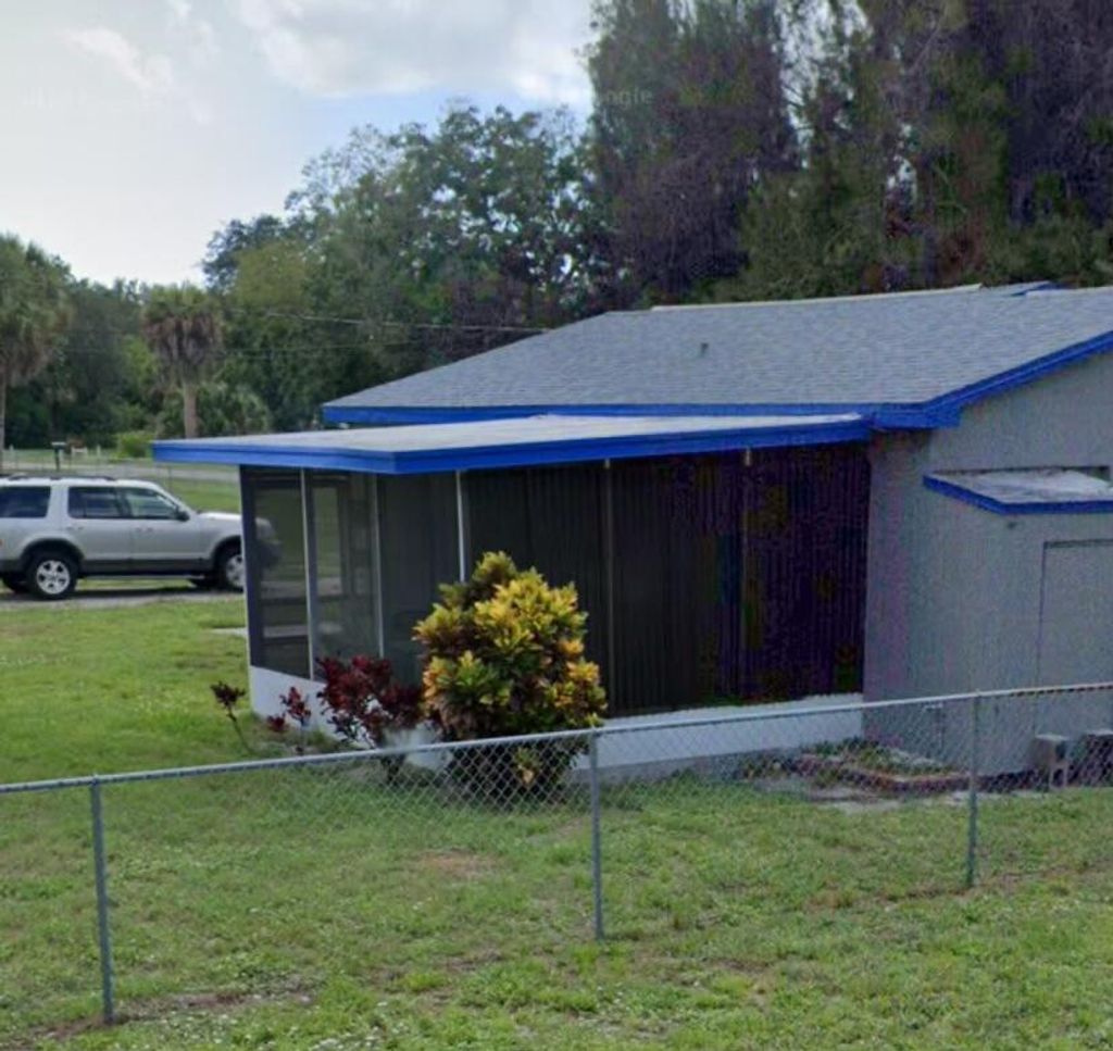 Photo of 5012 Barcelona Avenue, Fort Pierce, FL 34946 (MLS # R10992546)
