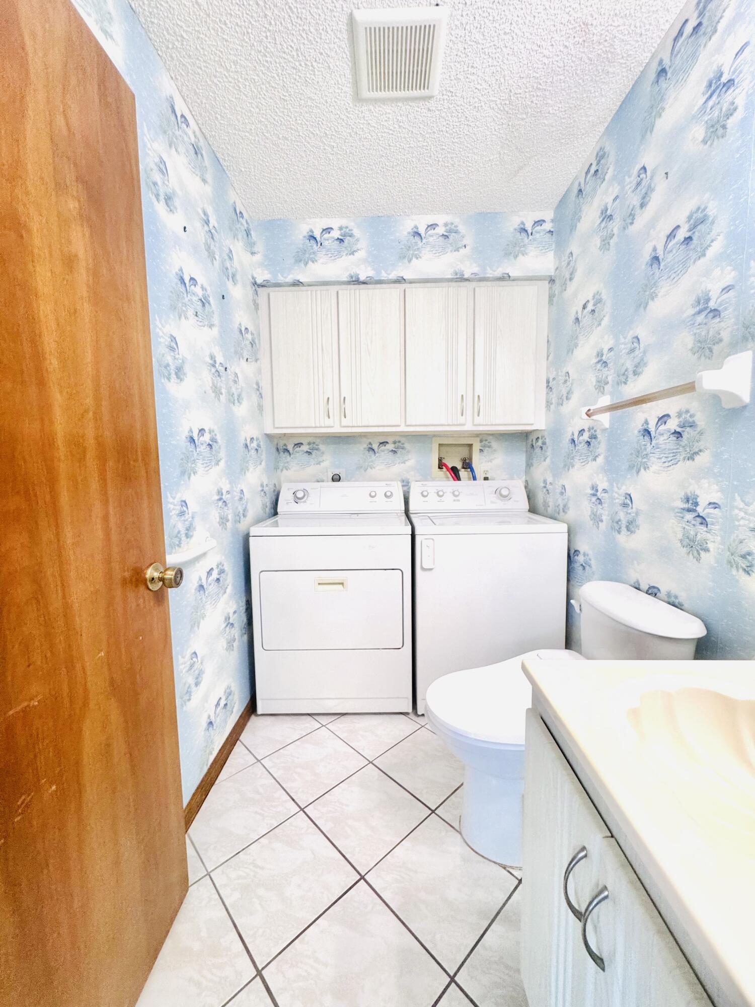 CAMELOT GARDENS PHASES 1 THRU 11 - Residential