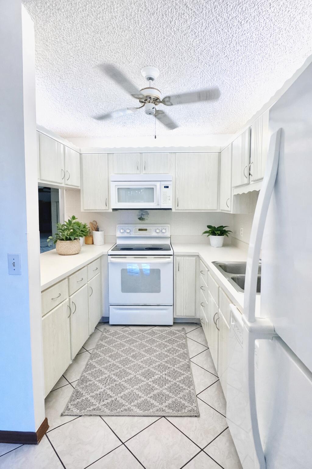 CAMELOT GARDENS PHASES 1 THRU 11 - Residential