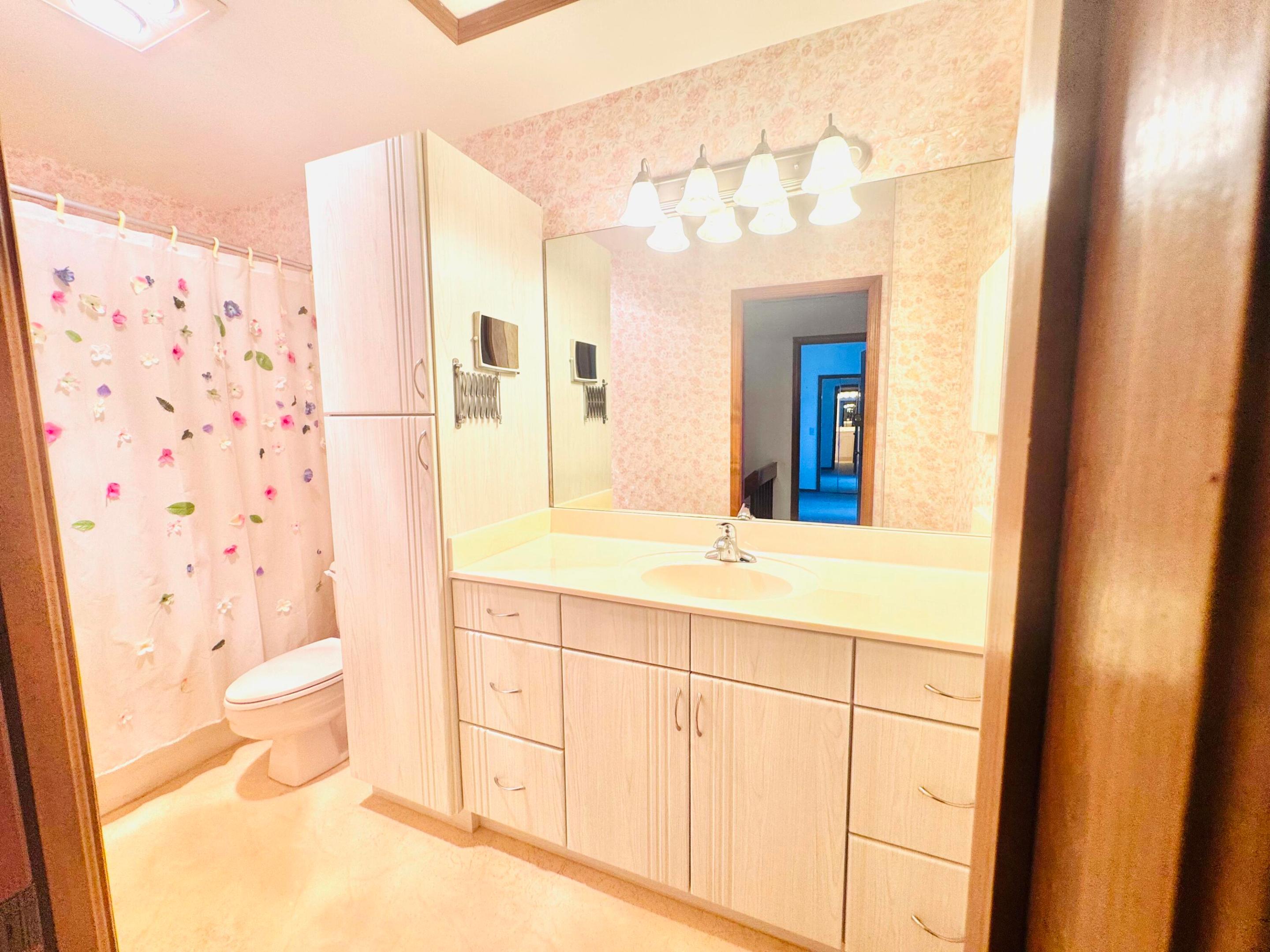 CAMELOT GARDENS PHASES 1 THRU 11 - Residential