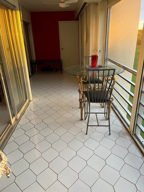 Tiny photo for 3871 VIA POINCIANA #402, Lake Worth, FL 33467 (MLS # B26089791)