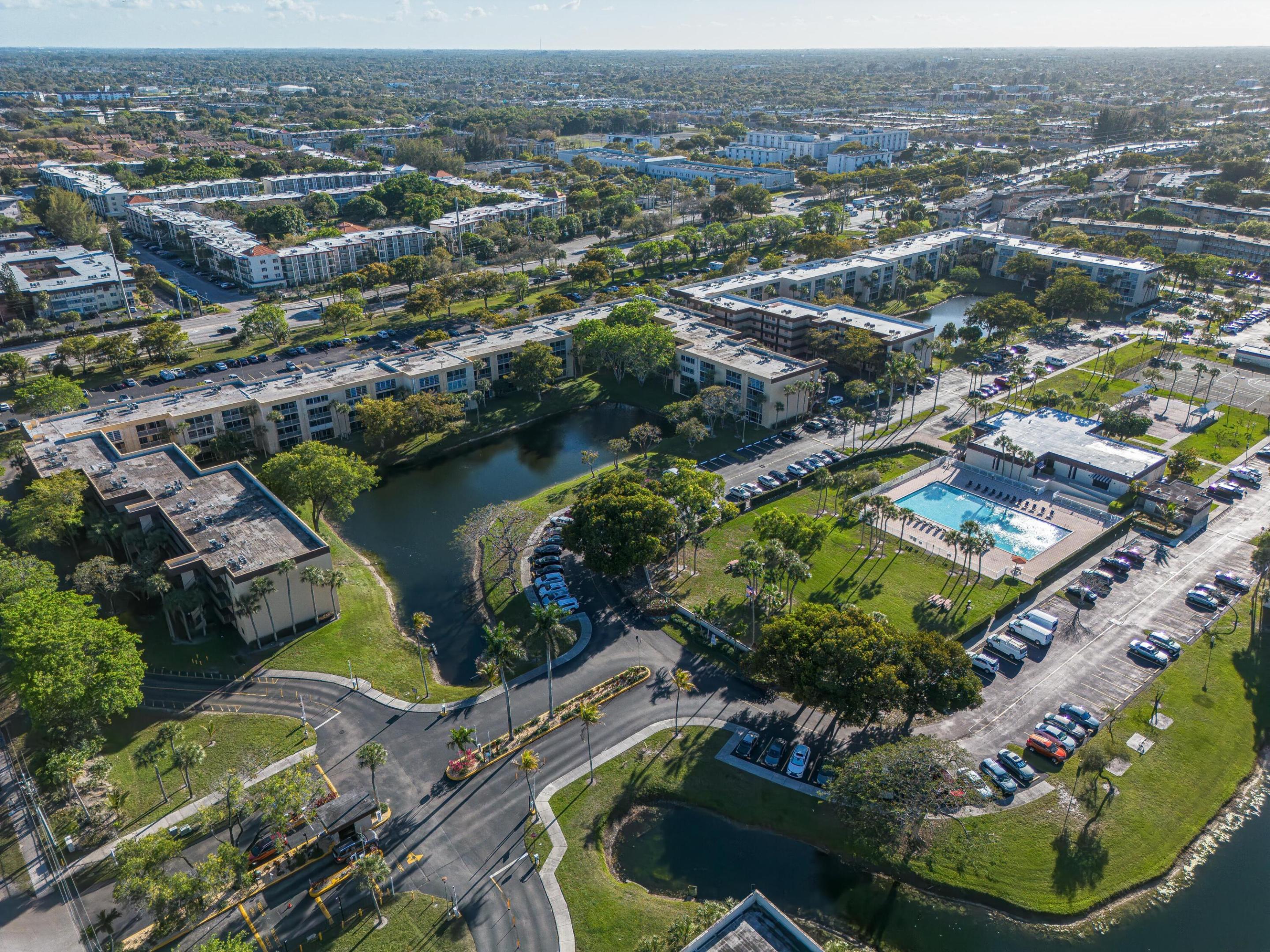 CYPRESS CHASE NORTH NO 4 CONDO - Residential