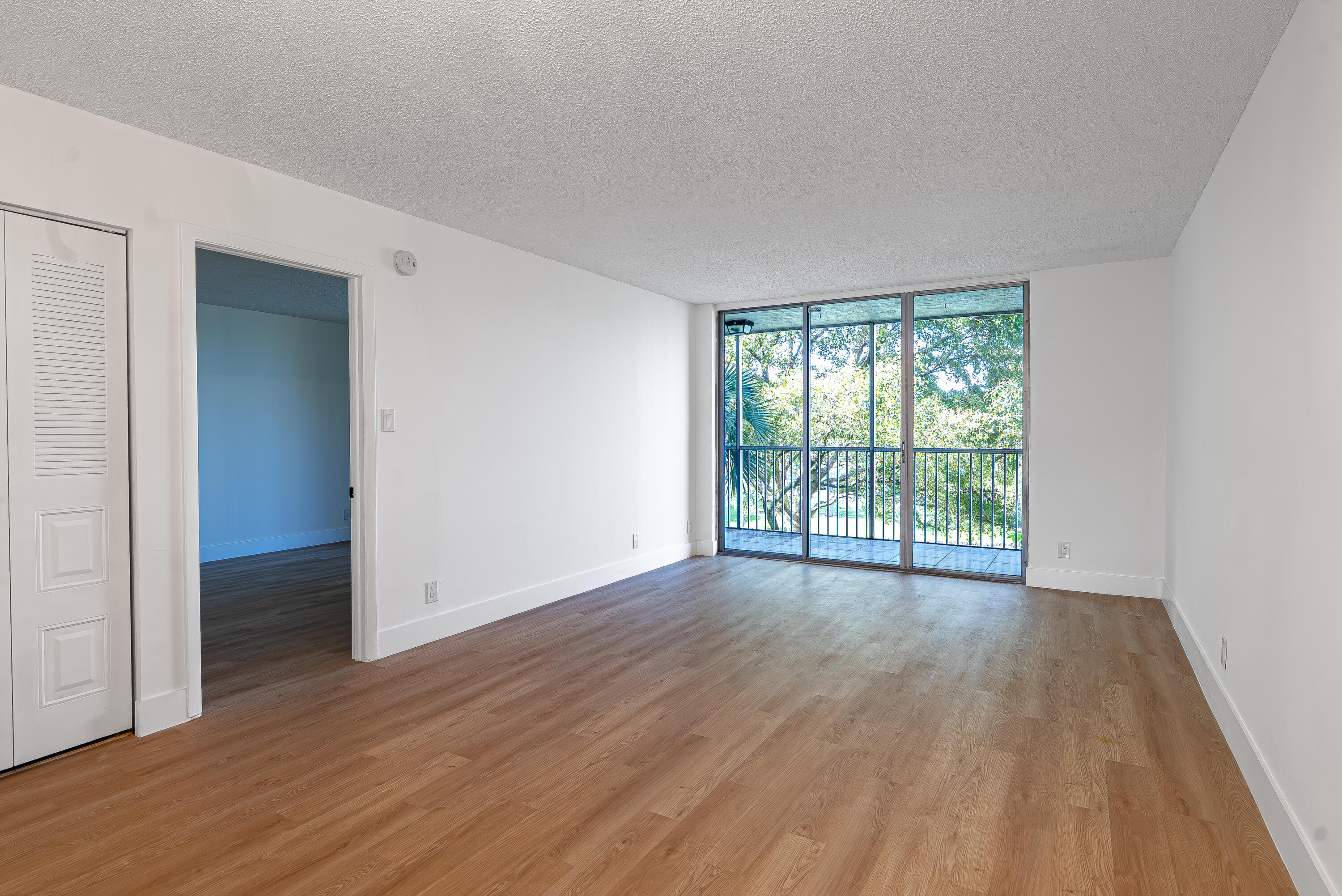 CYPRESS CHASE NORTH NO 4 CONDO - Residential