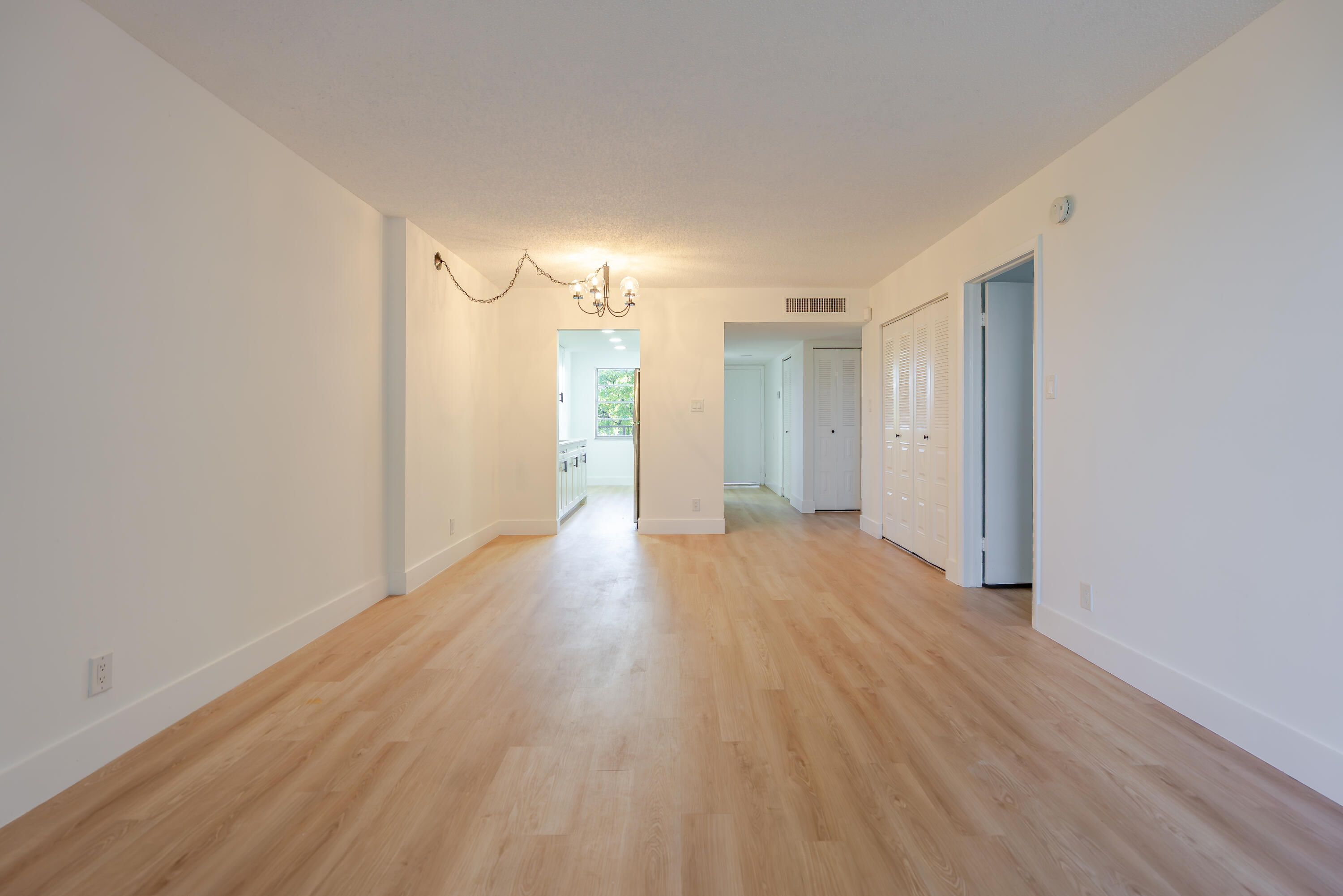 CYPRESS CHASE NORTH NO 4 CONDO - Residential