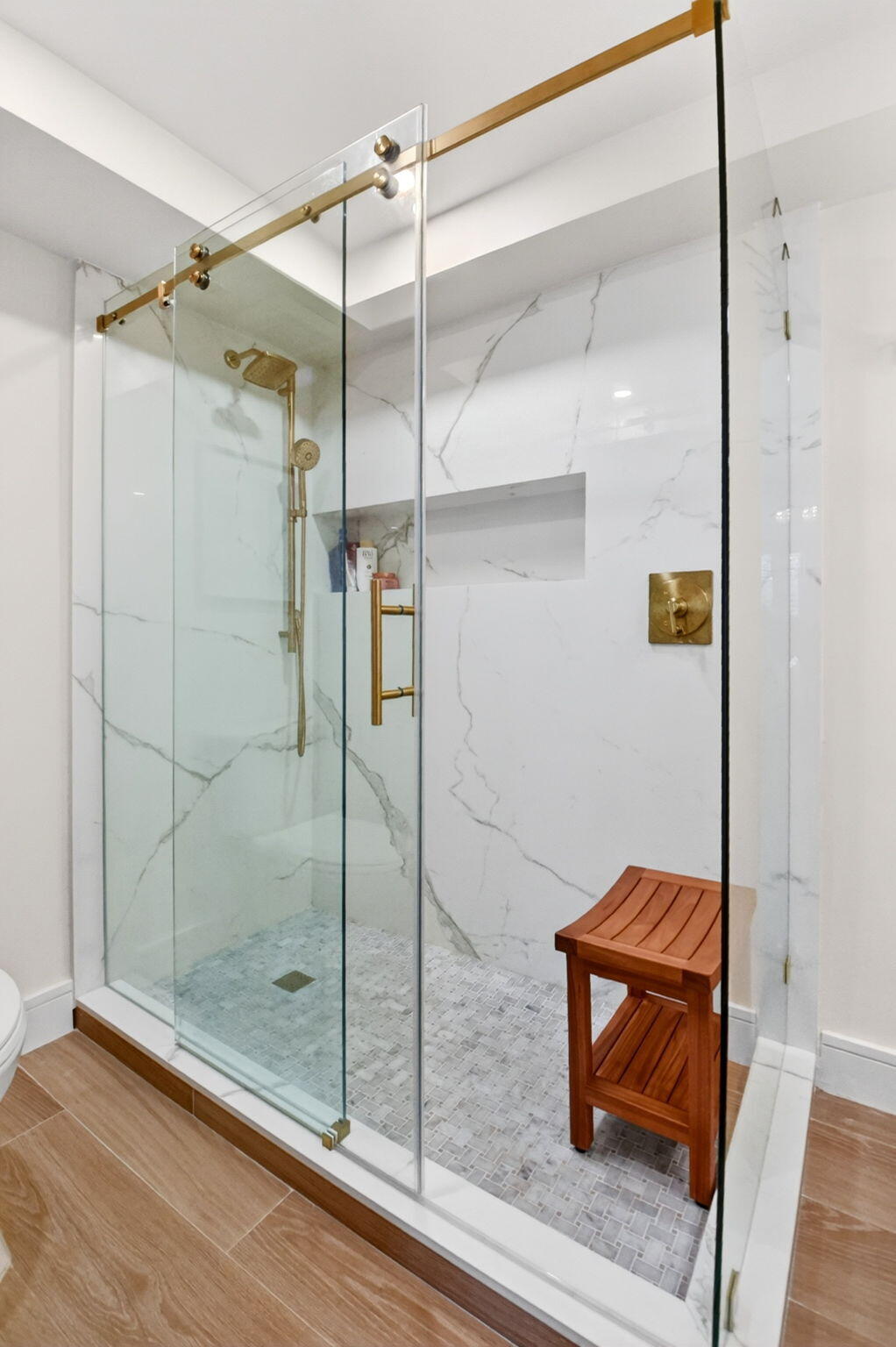 COASTAL HOUSE CONDO - Residential