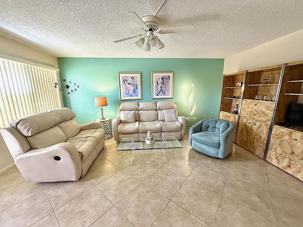 Photo of 3024 Swansea B, Deerfield Beach, FL 33442 (MLS # R11133536)
