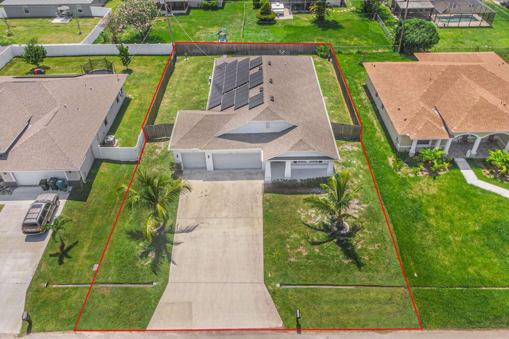 Photo of 2930 SW Fluvia Street, Port Saint Lucie, FL 34953 (MLS # R10949303)