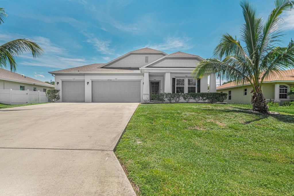 Photo of 2930 SW Fluvia Street, Port Saint Lucie, FL 34953 (MLS # R10949303)