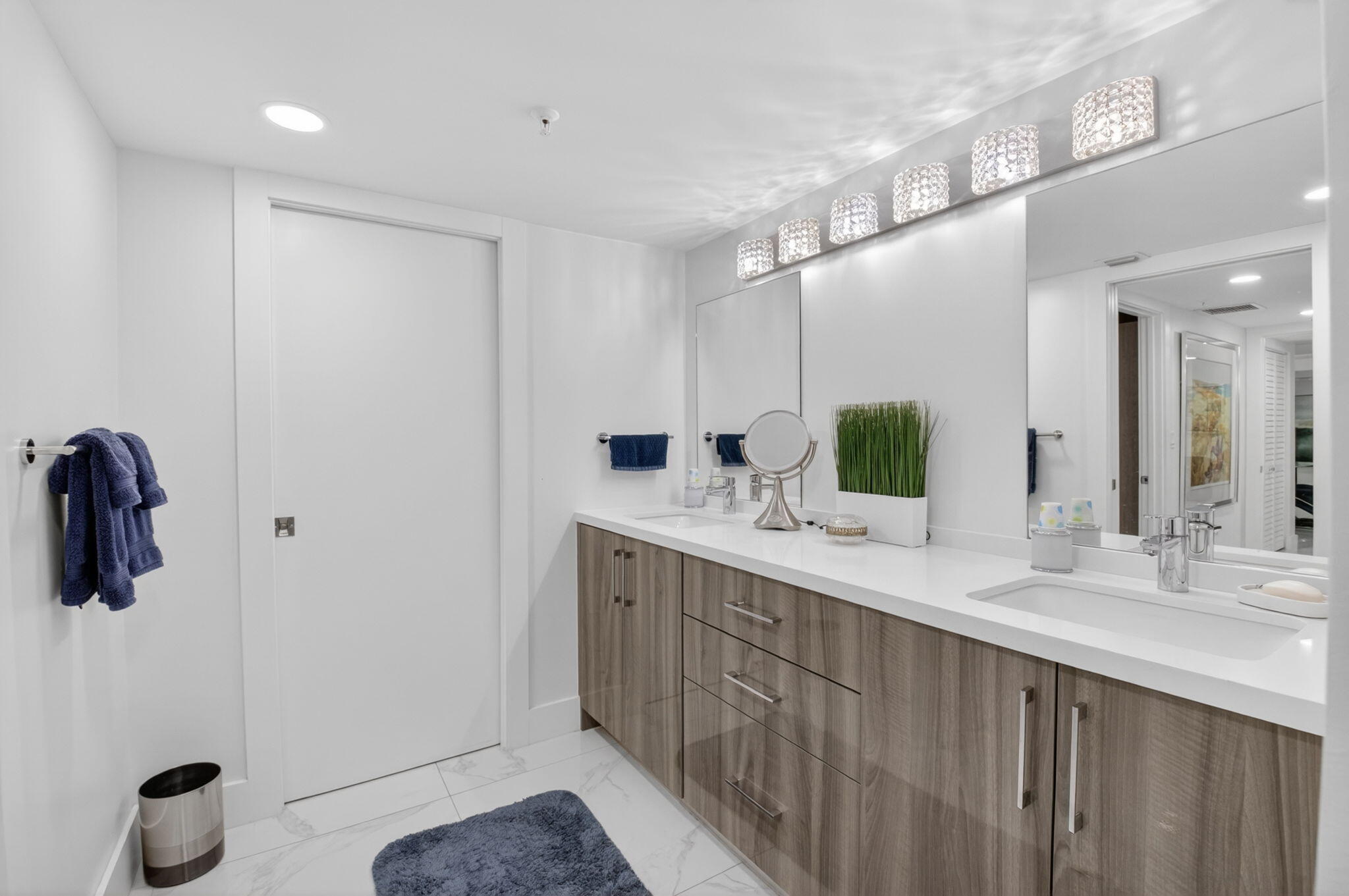 LAUREL OAKS & LAUREL OAKS CONDO - Residential