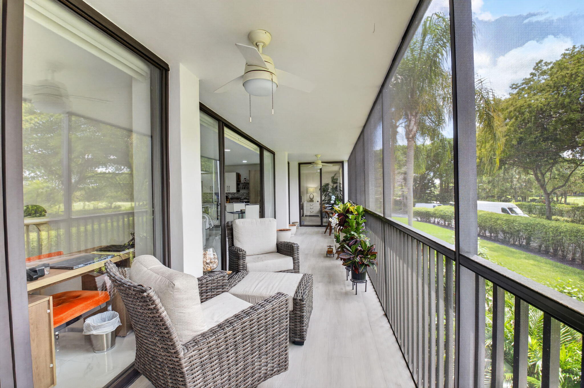 LAUREL OAKS & LAUREL OAKS CONDO - Residential