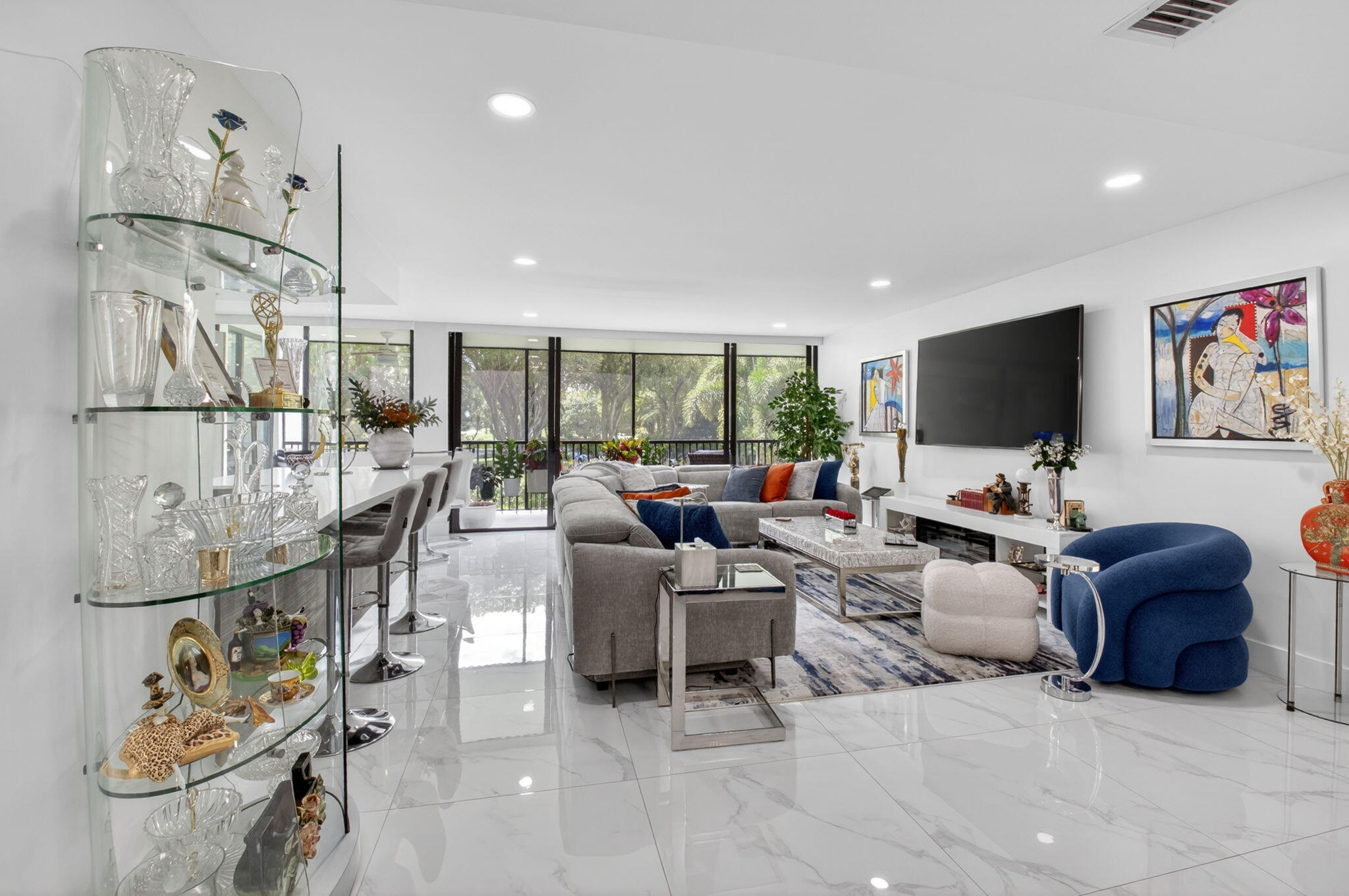 LAUREL OAKS & LAUREL OAKS CONDO - Residential