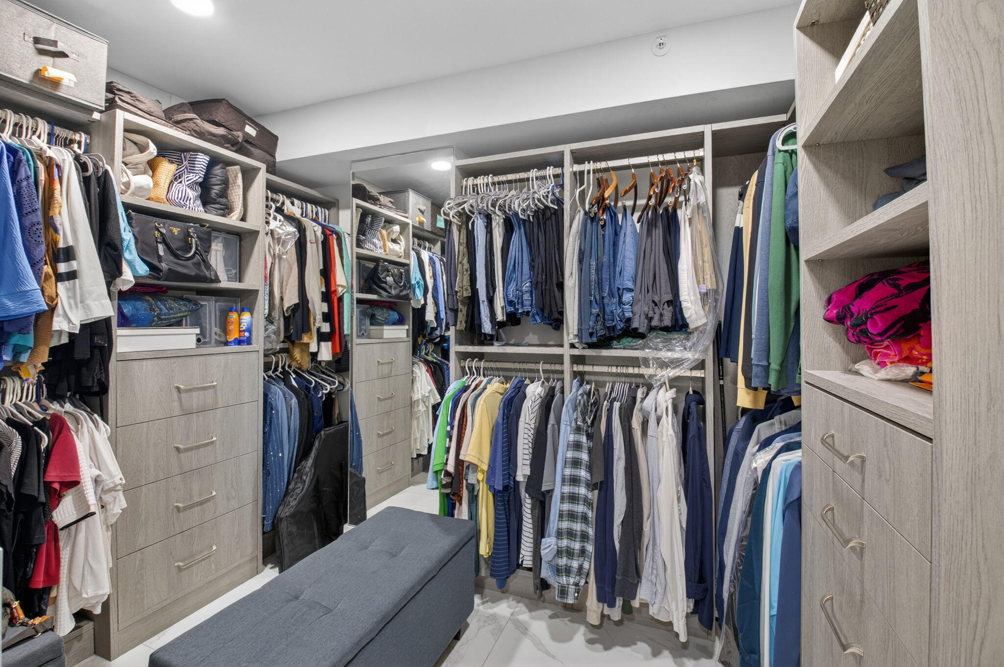 LAUREL OAKS & LAUREL OAKS CONDO - Residential