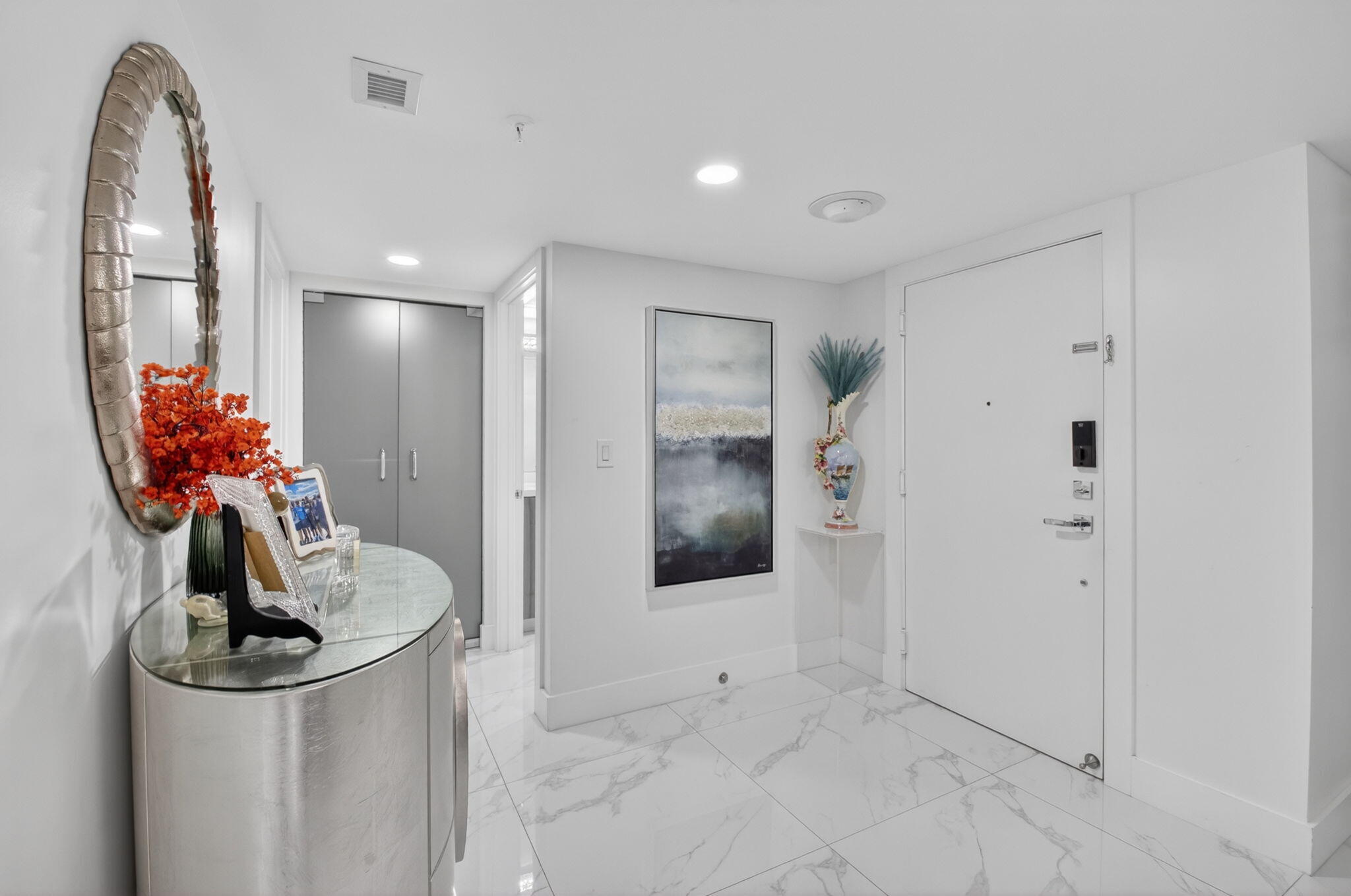 LAUREL OAKS & LAUREL OAKS CONDO - Residential