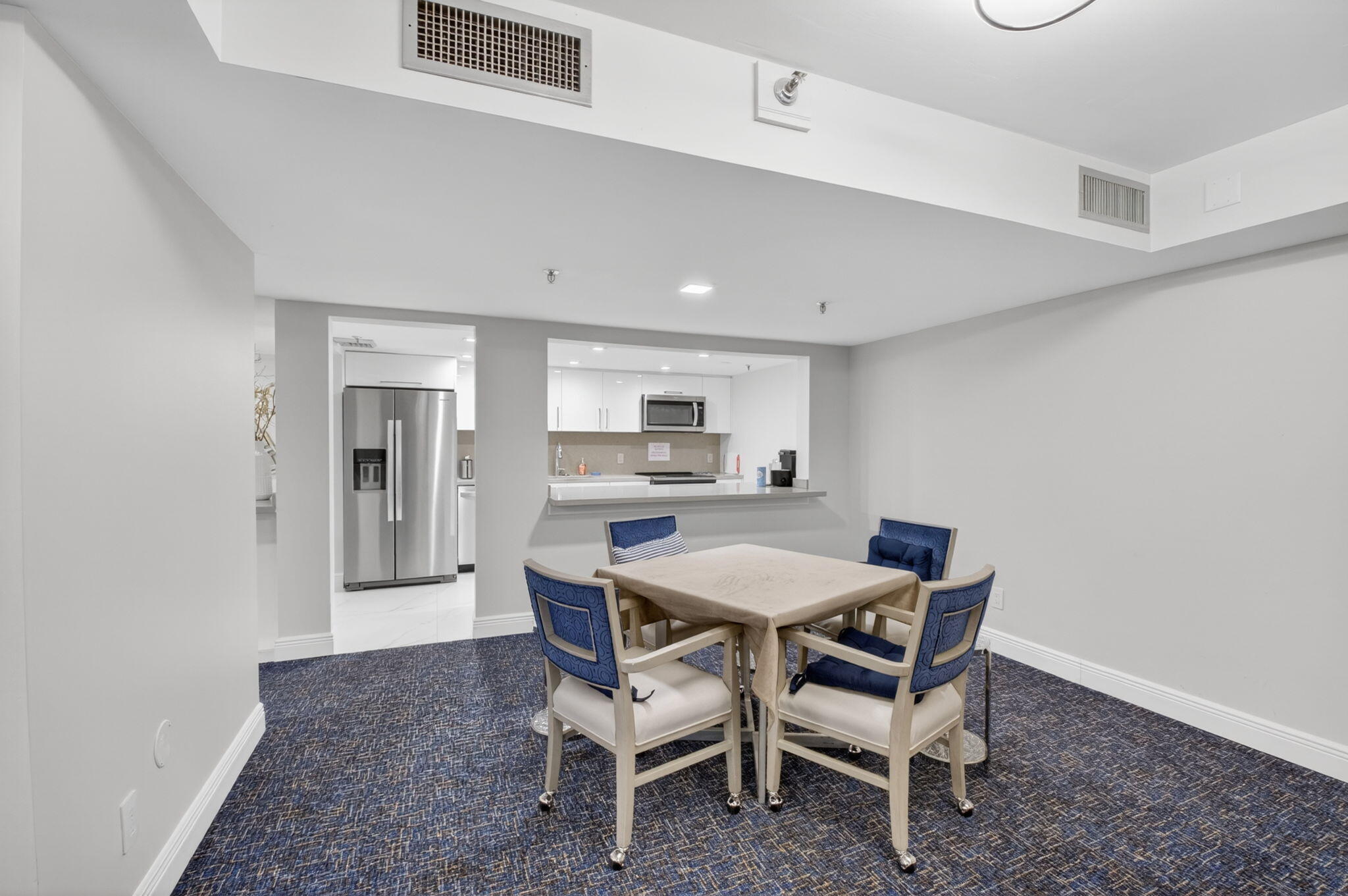 LAUREL OAKS & LAUREL OAKS CONDO - Residential