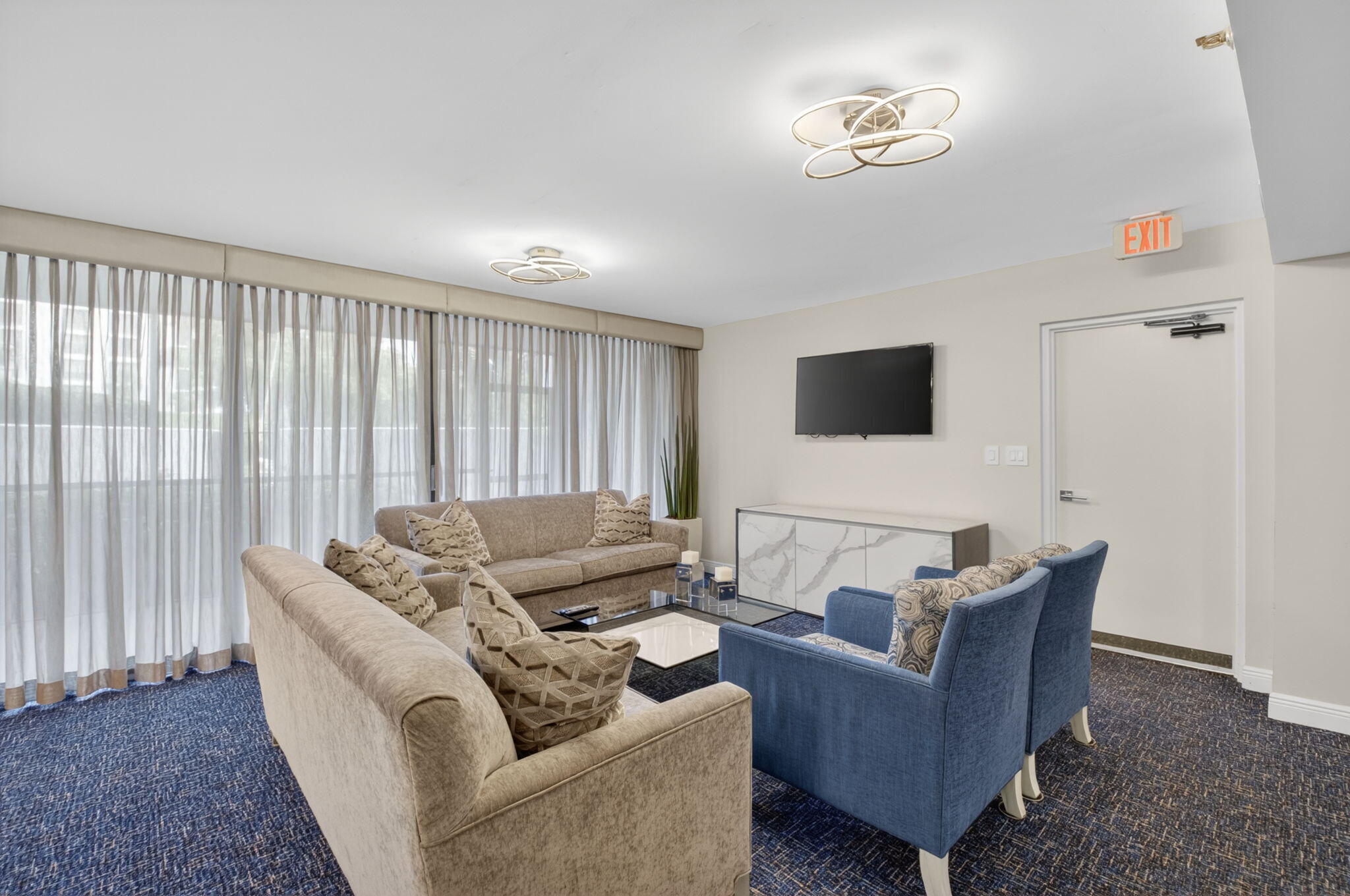 LAUREL OAKS & LAUREL OAKS CONDO - Residential