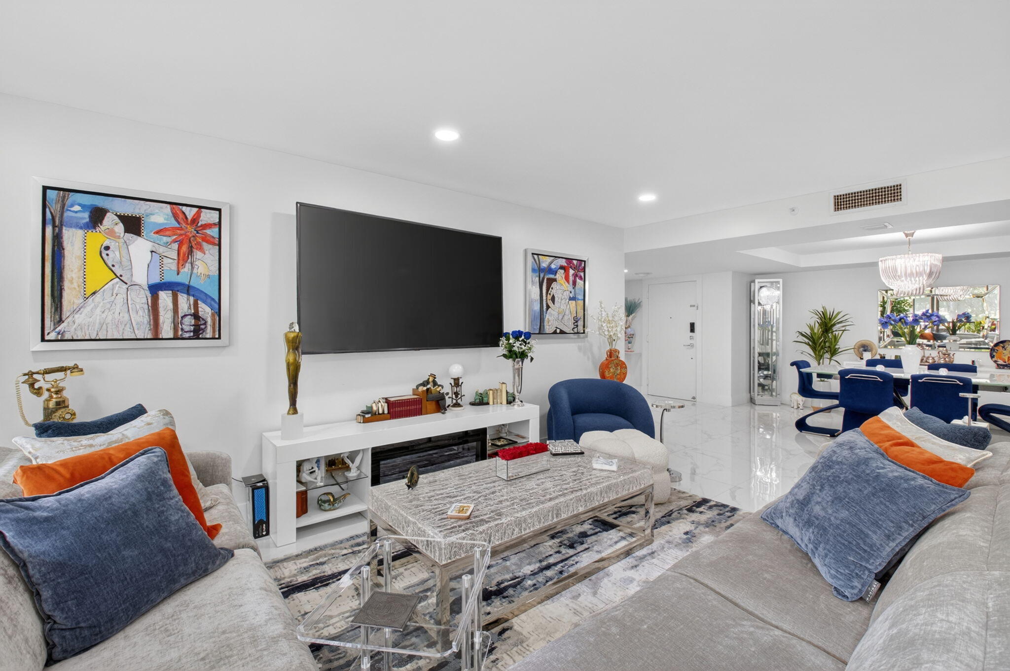 LAUREL OAKS & LAUREL OAKS CONDO - Residential