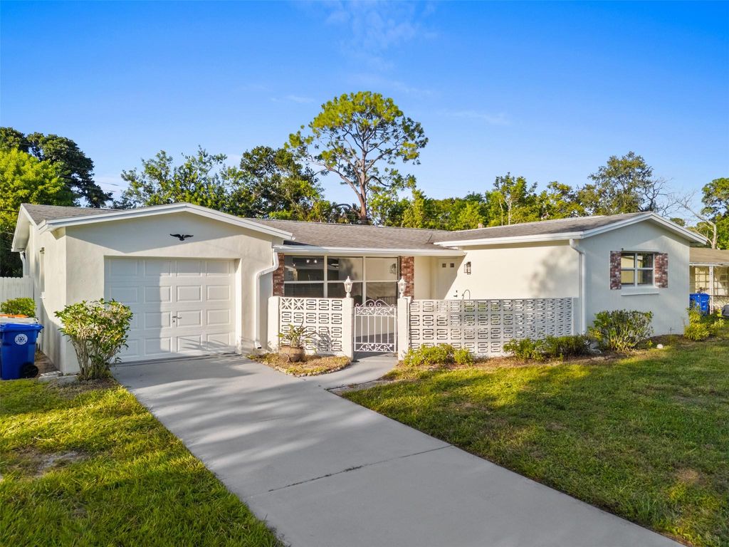 Photo of 2324 1st Pl, Vero Beach, FL 32962 (MLS # F10530536)