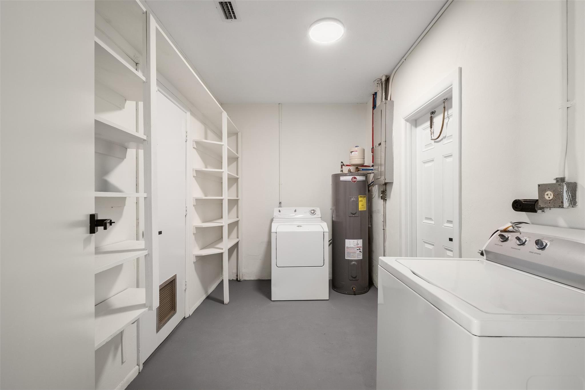 Ixora Park 7 - Residential